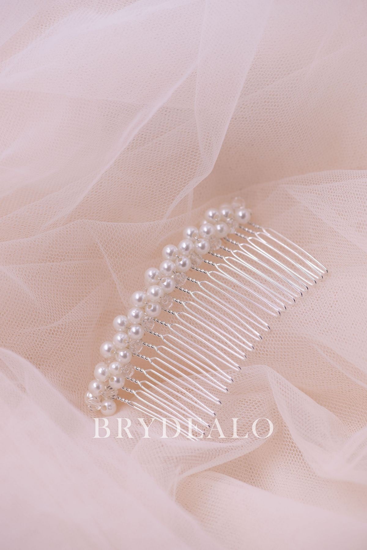 Glamorous Linear Pearls Bridal Hair Comb