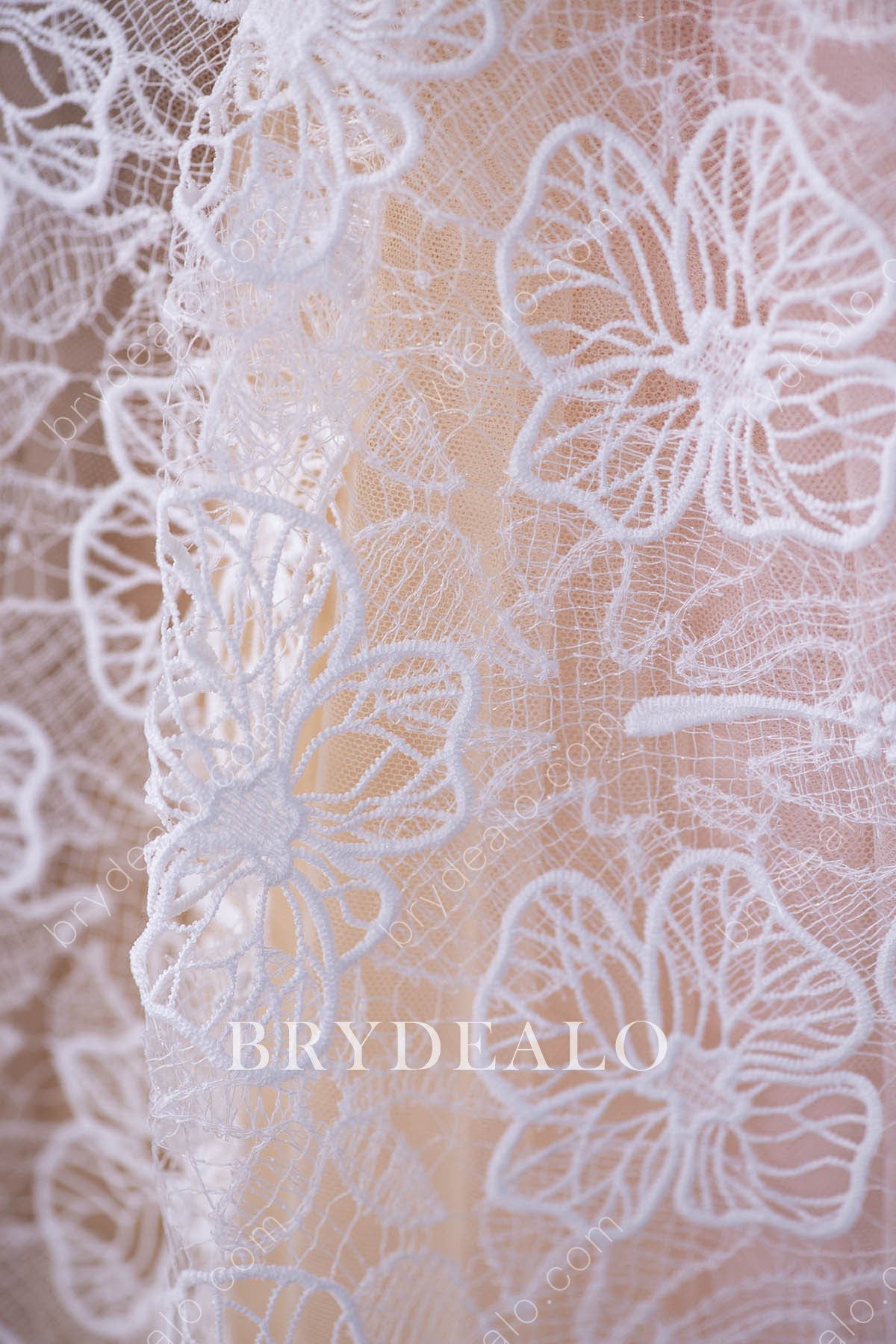 Wholesale Modern Big Flower Embroidered Lace Fabric
