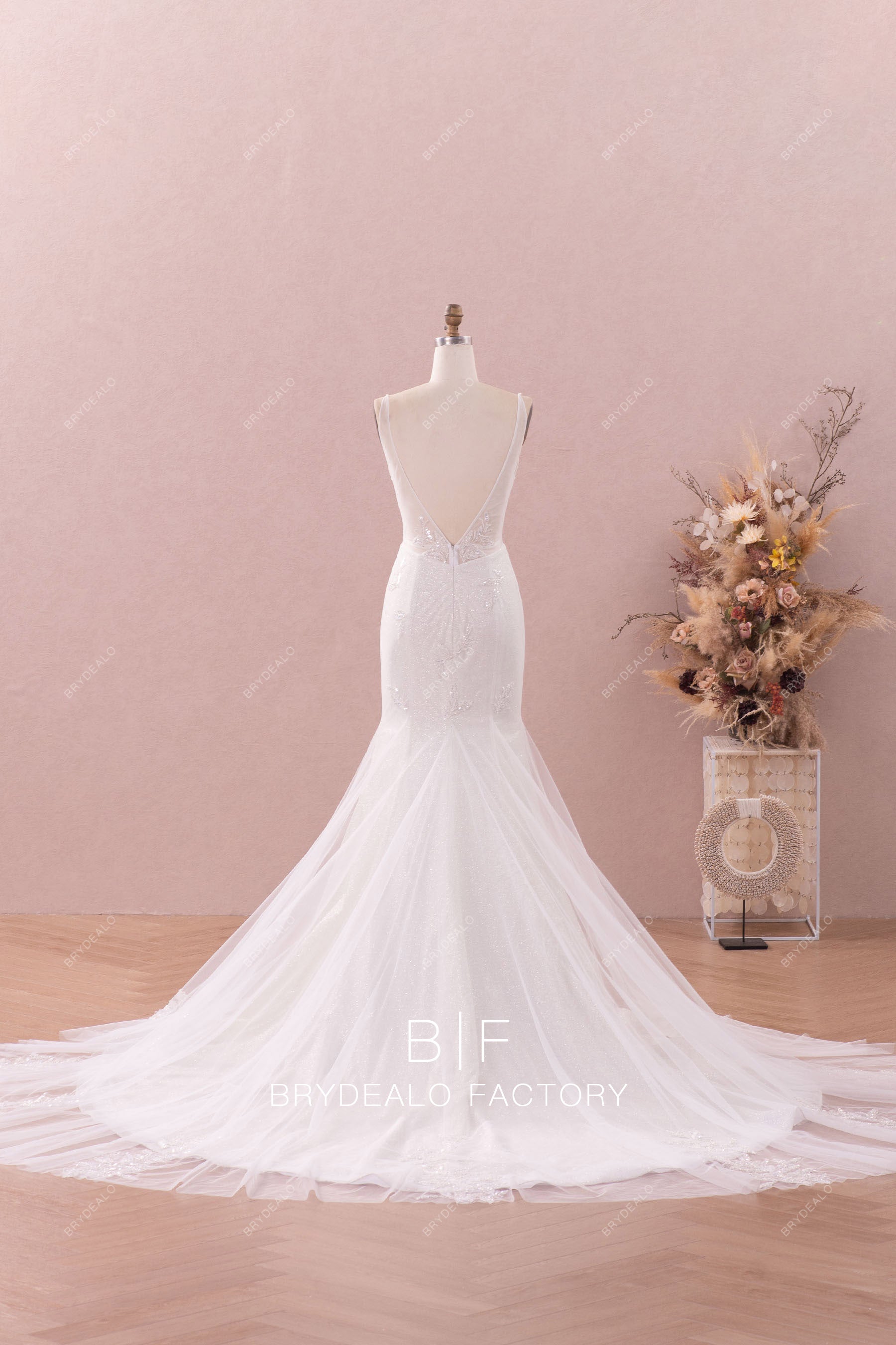 open v-back mermaid long wedding dress
