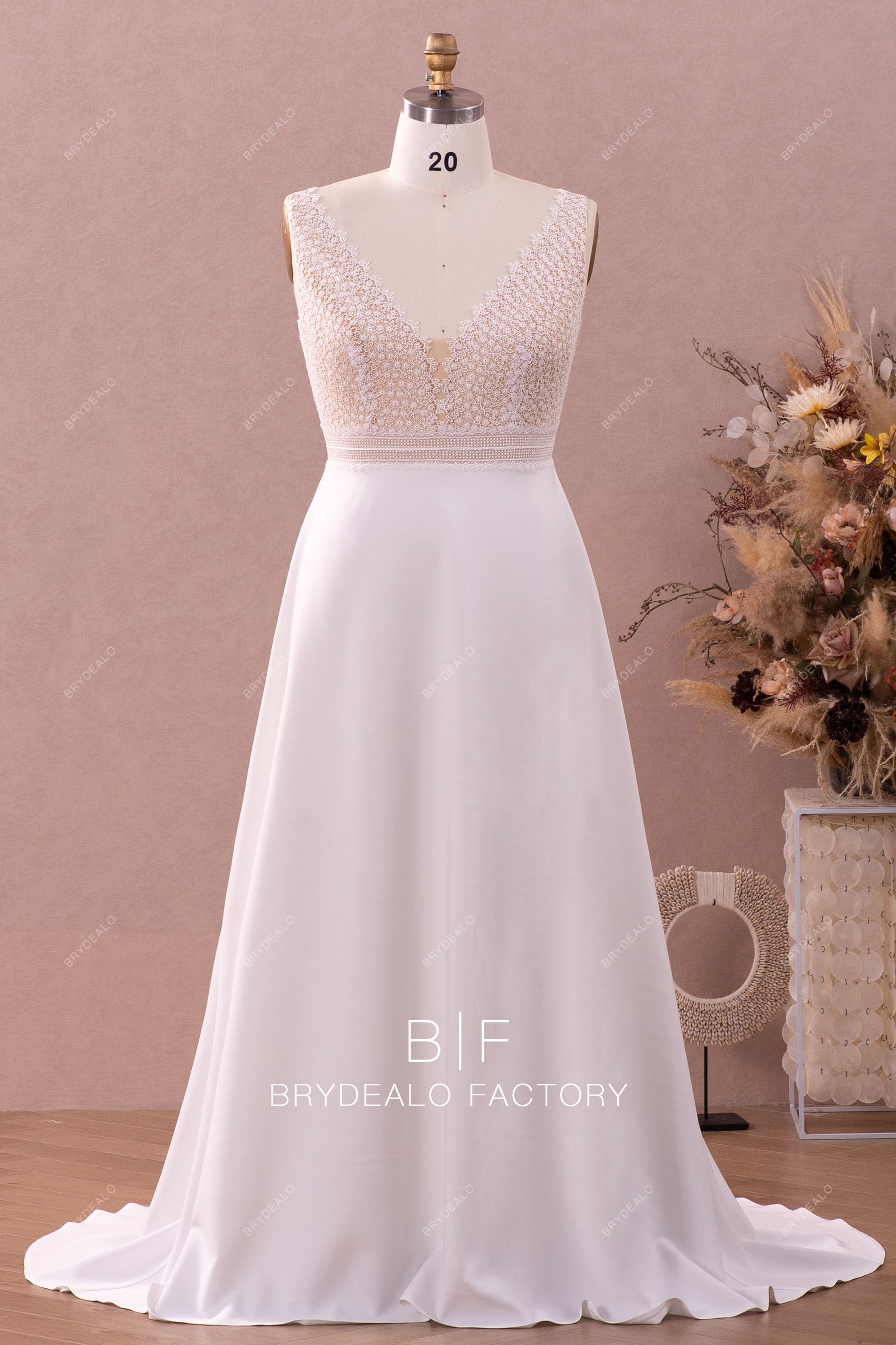 Plus Size Straps Plunging Lace Crepe A-line Wedding Dress Plus Size Straps Plunging Lace Crepe A-line Wedding Dress
