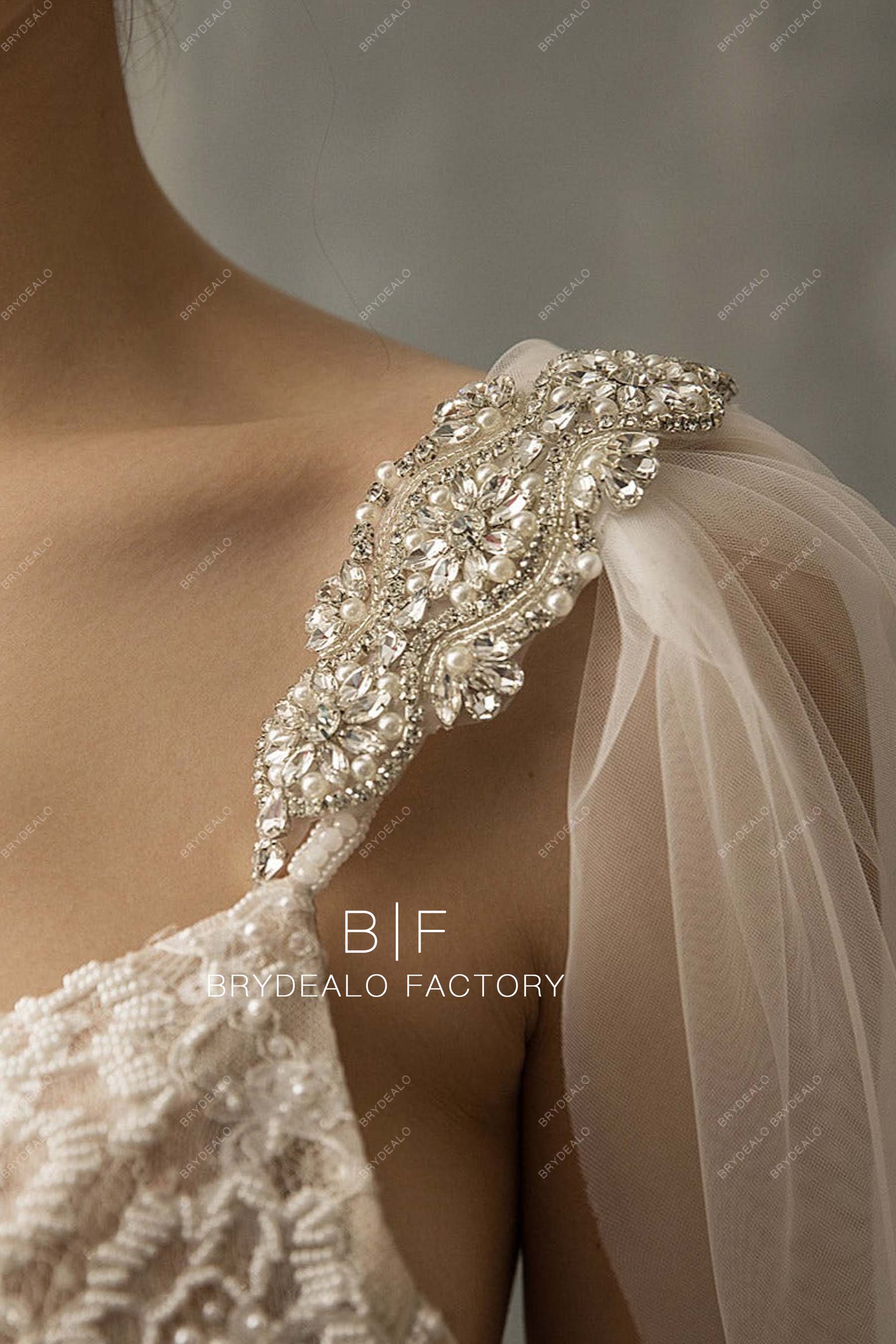 Private Label Shoulder Jewel