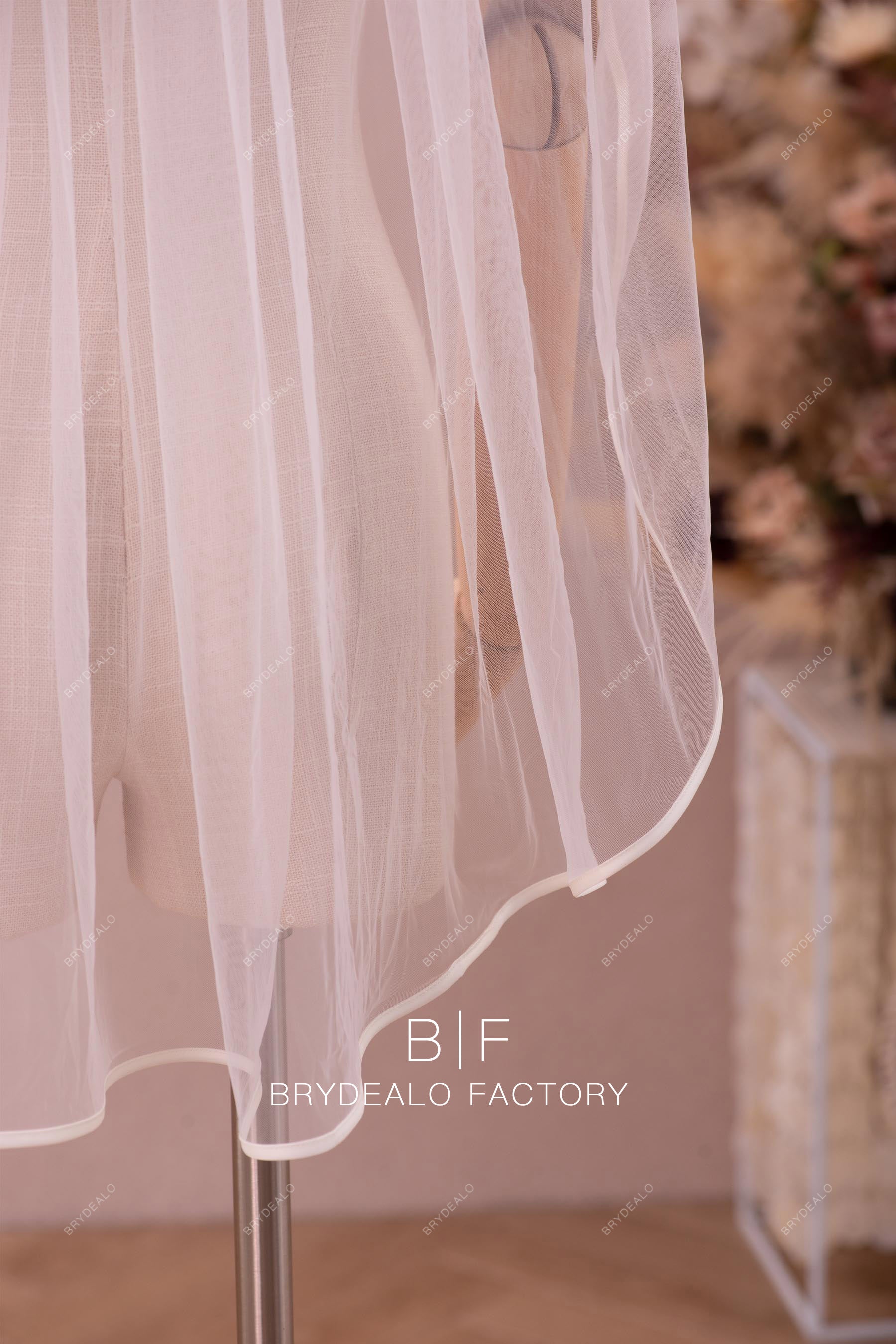 ribbon edge veil
