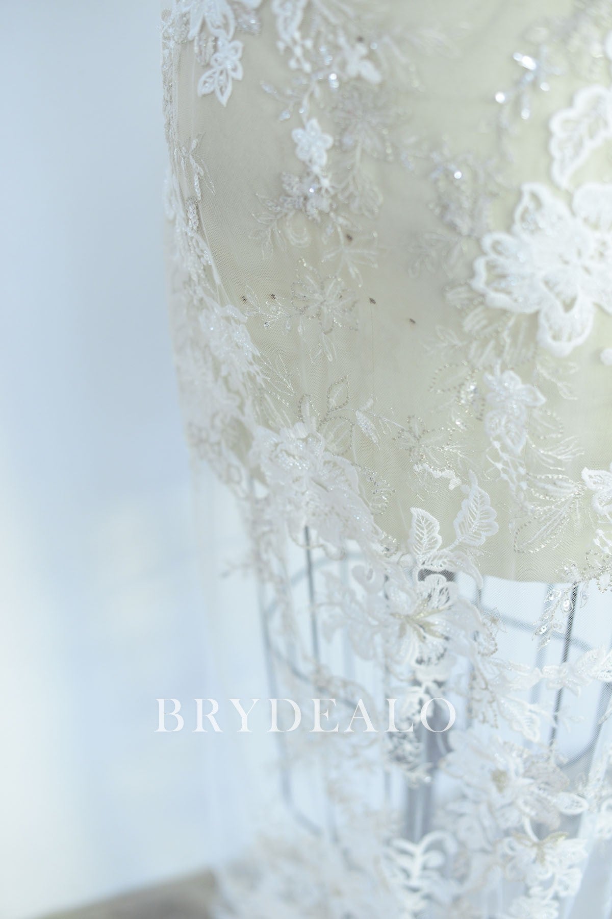 Wholesale Romantic Flower Embroidered Lace Fabric