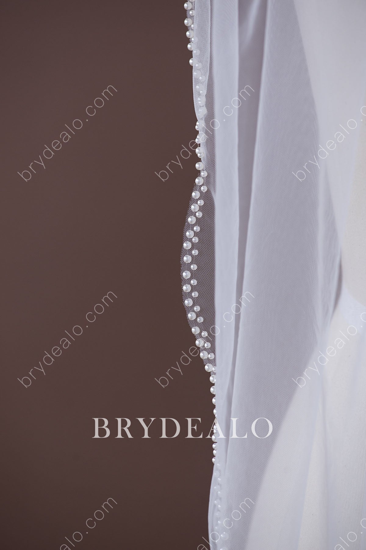 pearls edge veil