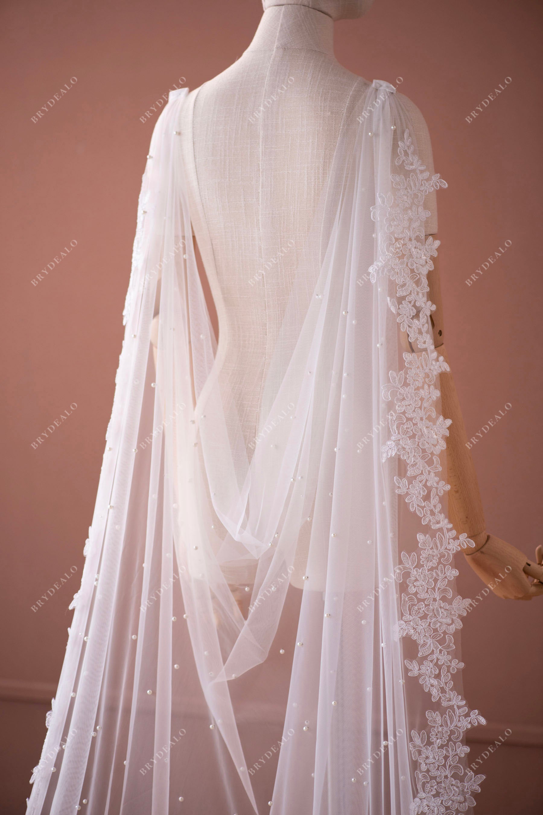Saggy Pearl Lace Bridal Cape for Wholesale