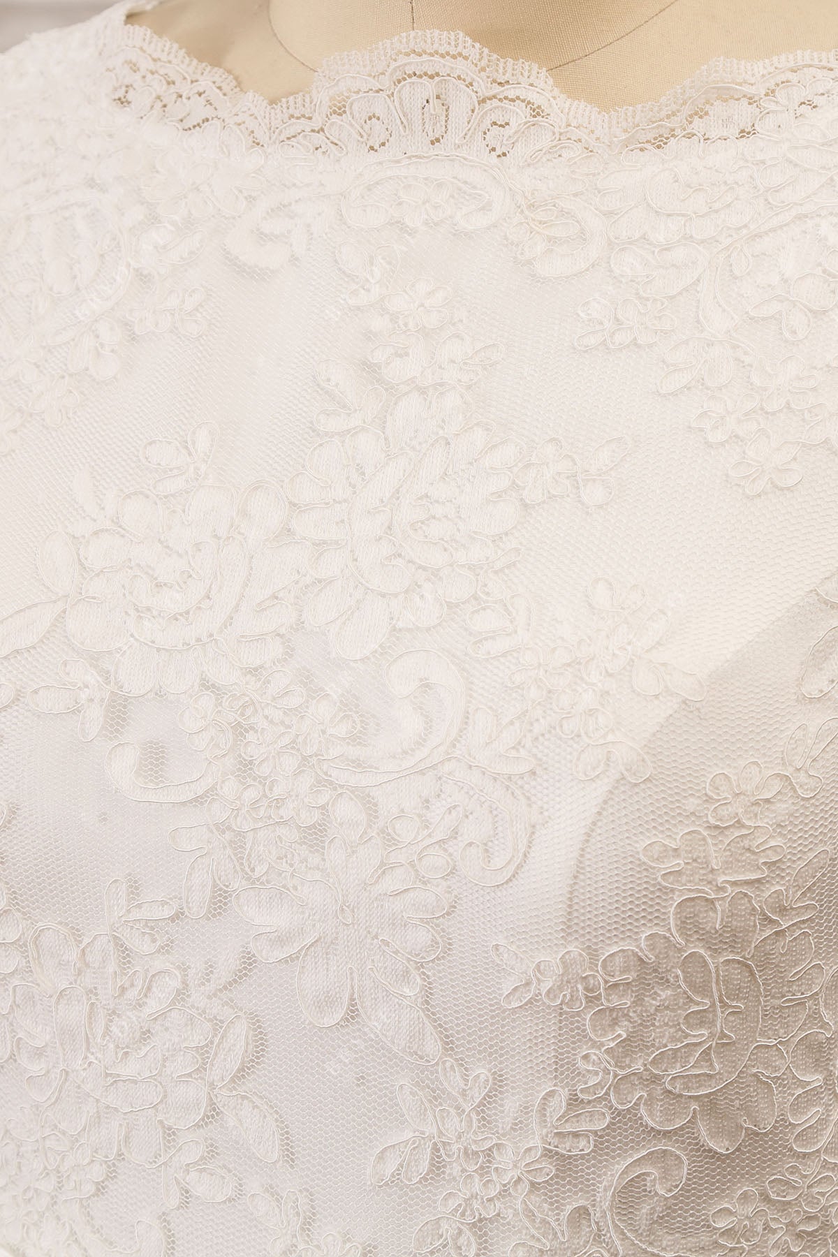 scalloped lace crew neck bridal gown