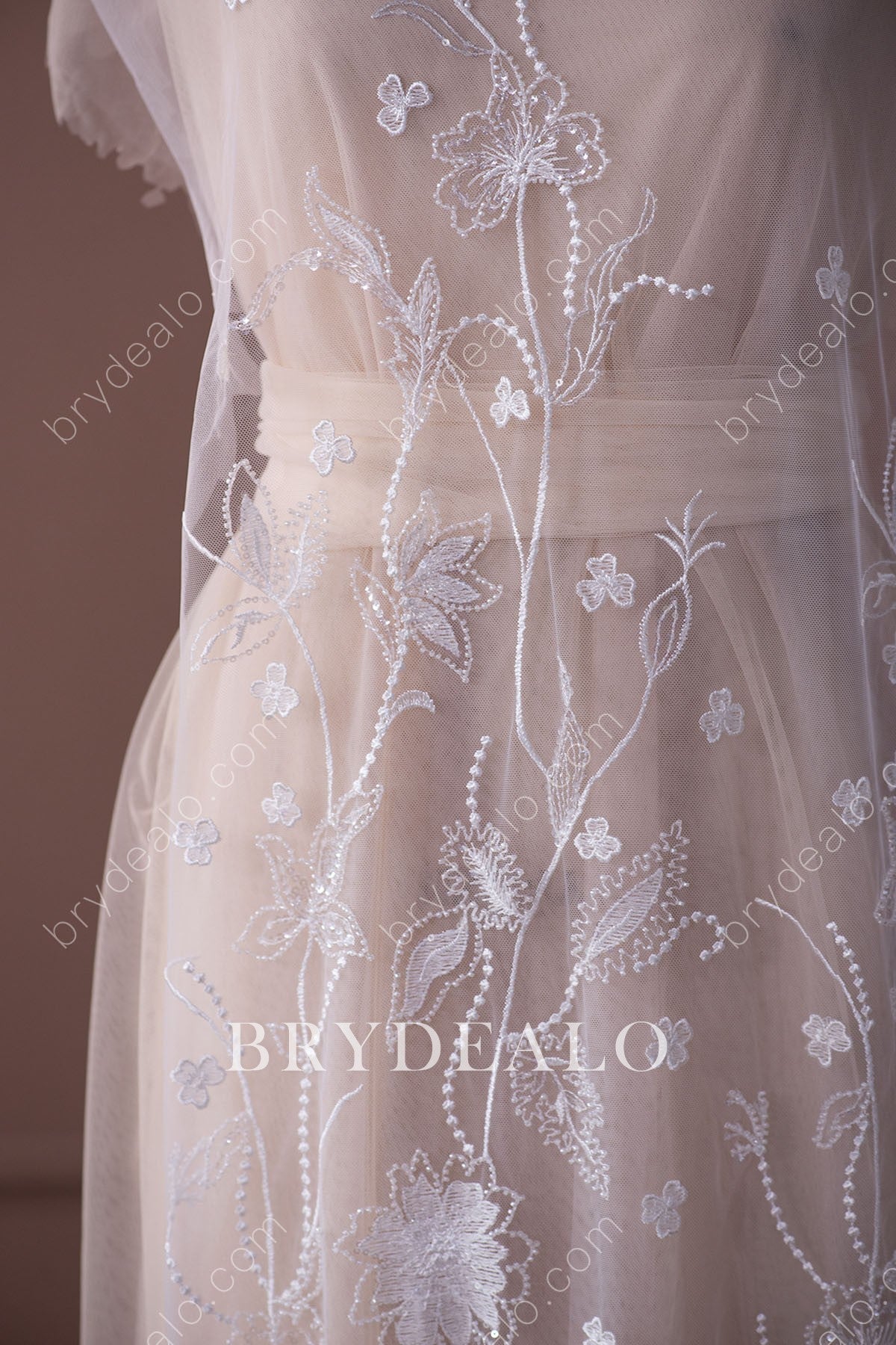 Best Sequin Bloom Lace Fabric for Wholesale