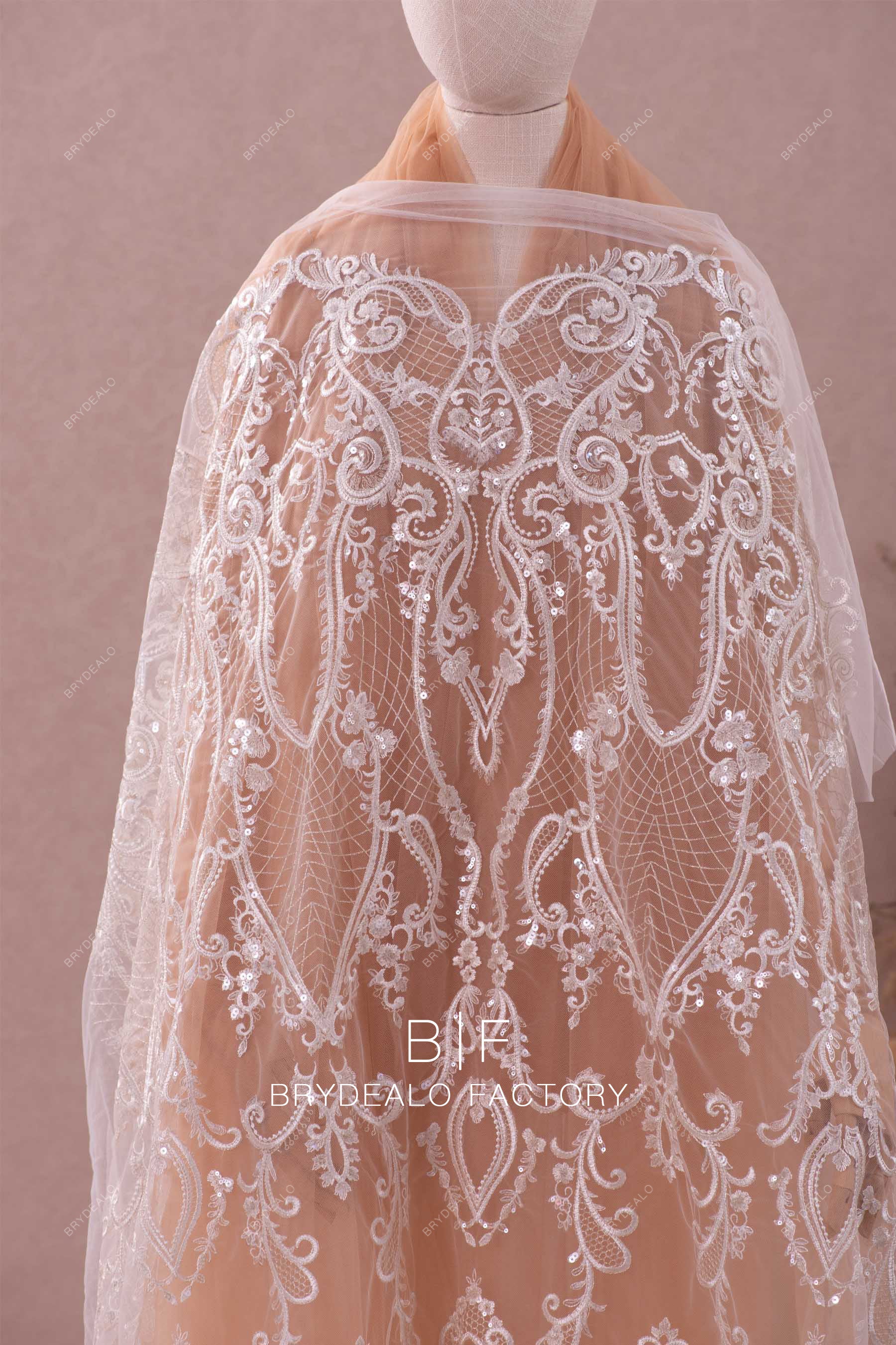 shimmery totem lace