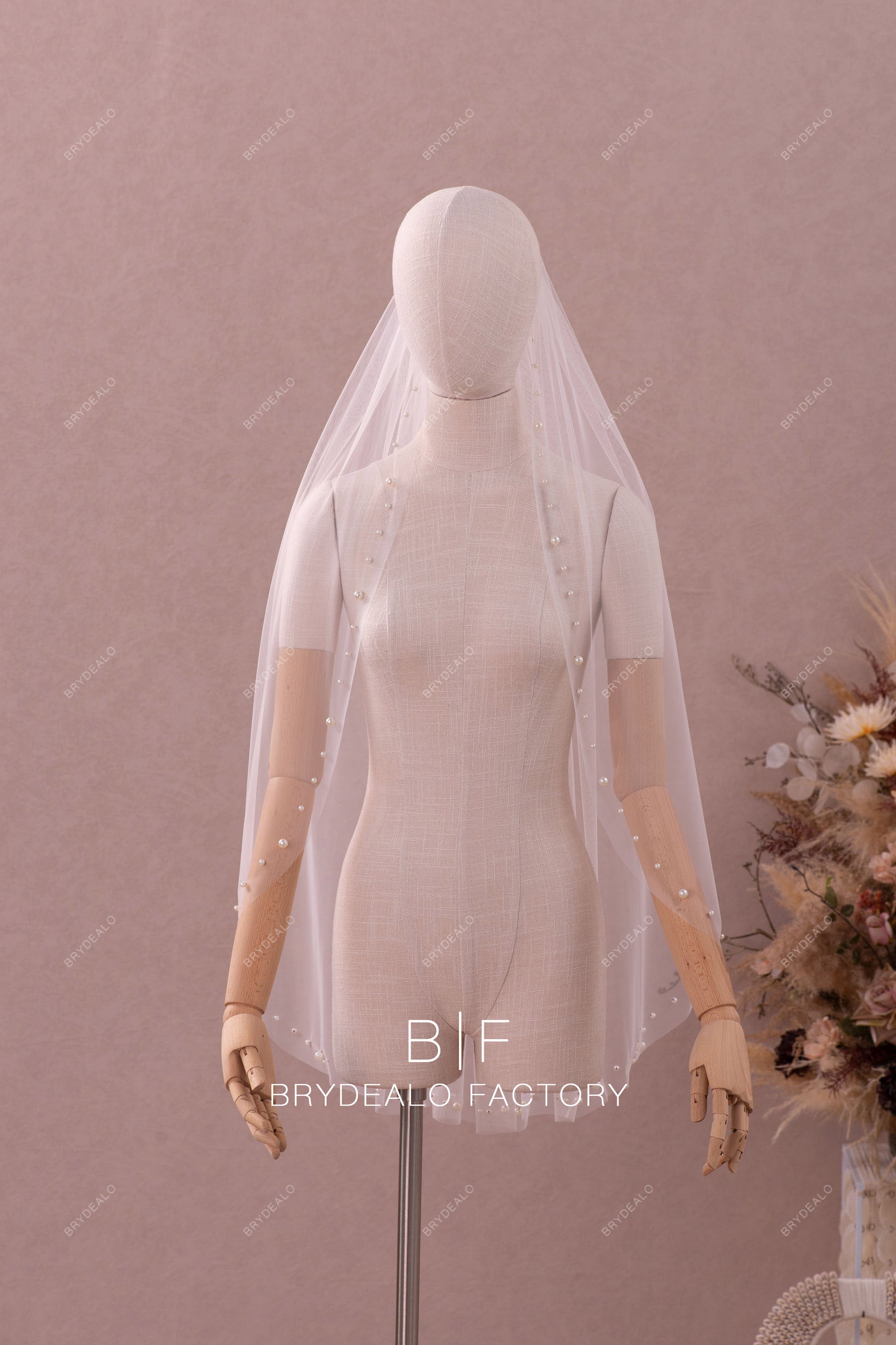 single-tier pearl veil