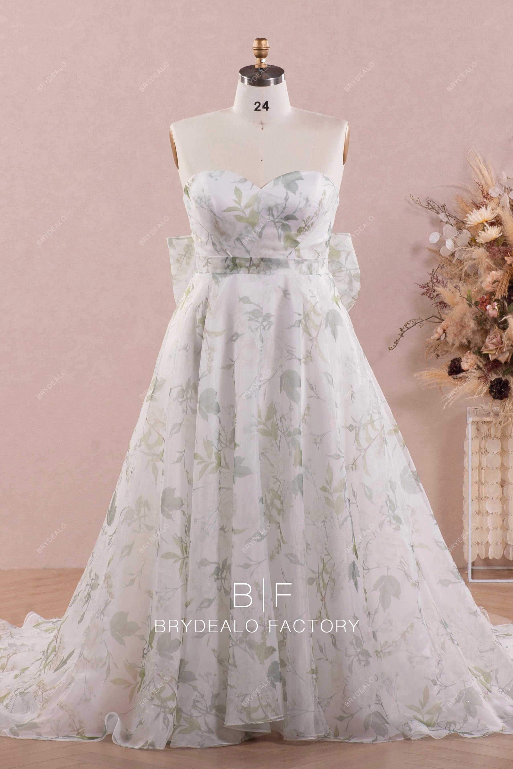 white christmas dresses 3D Floral Lace V Neck Floor Length Bohemian Wedding Dress WD662 US16 / Custom Color