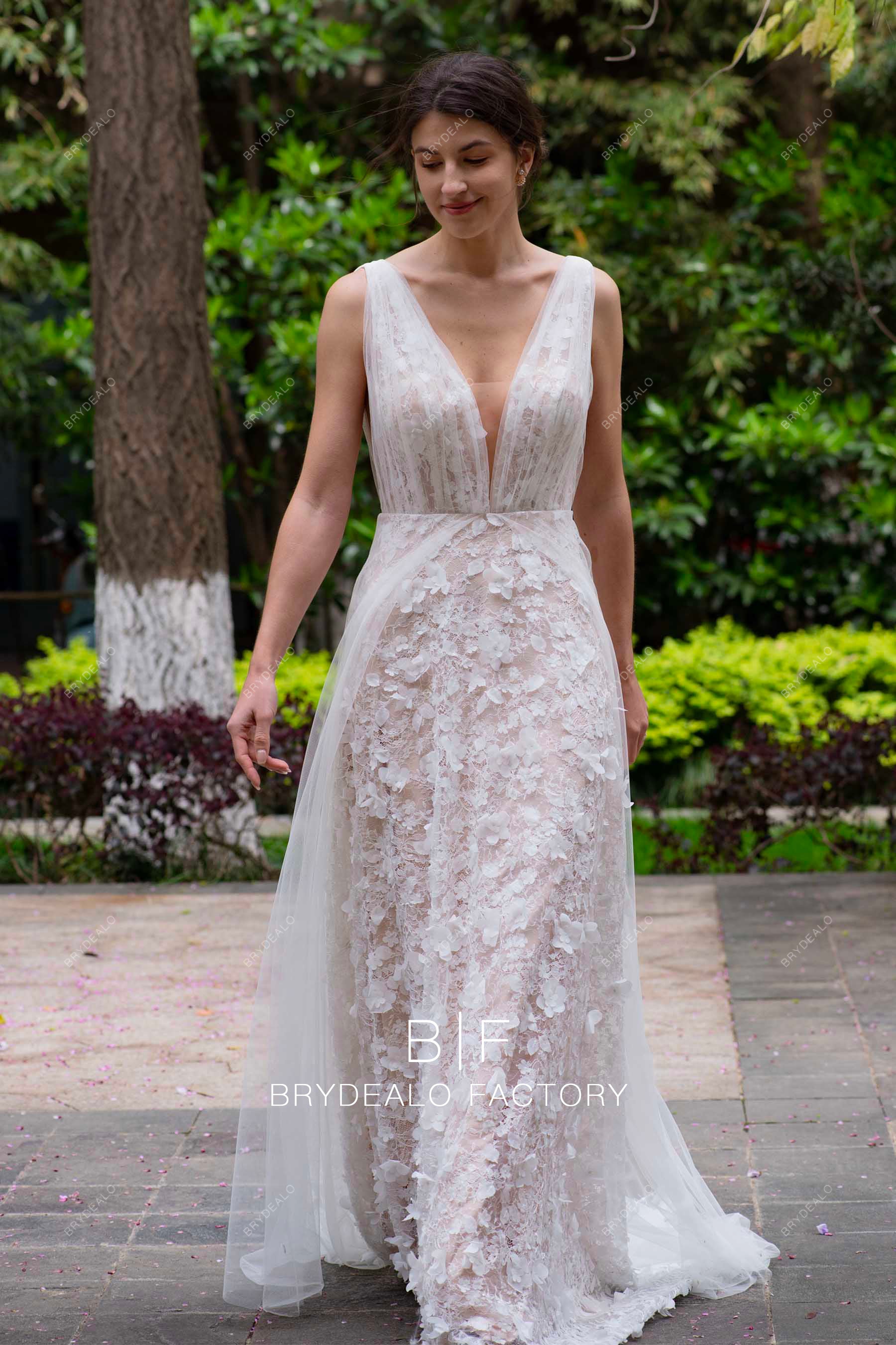 Romantic Straps Plunging Flower Lace A-line Wedding Dress Nude Beige Romantic Straps Plunging Flower Lace A-line Wedding Dress Nude Beige