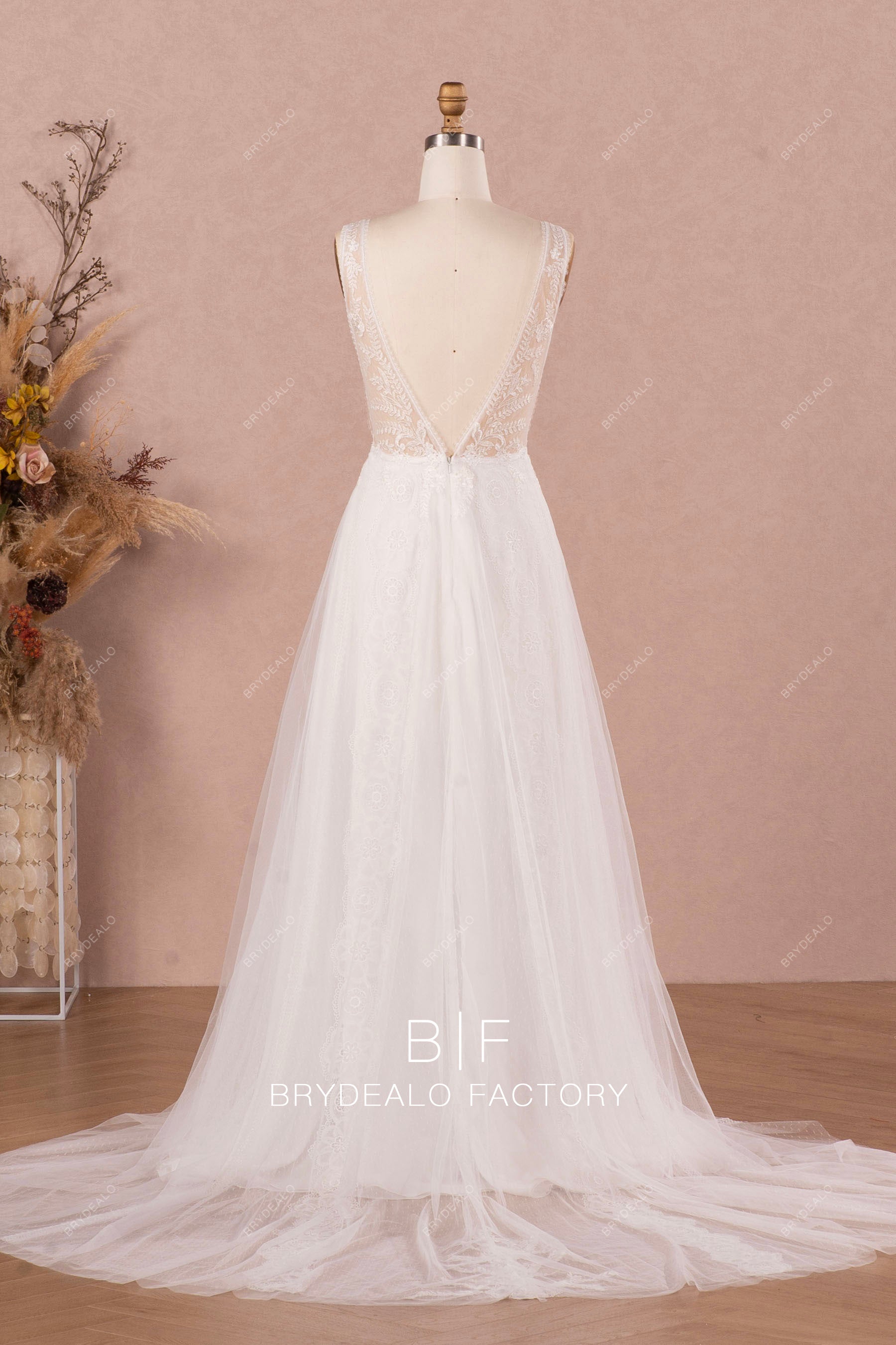 straps V-back long boho wedding dress