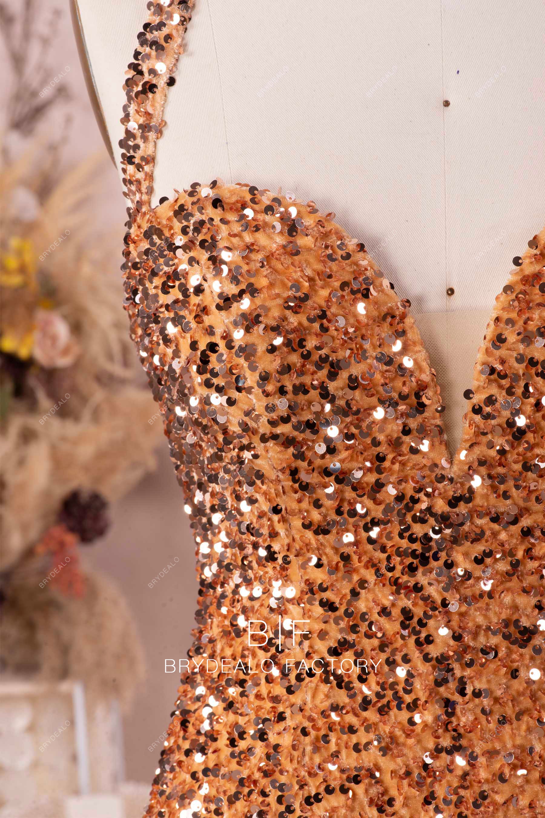 sweetheart neck sparkly prom dress