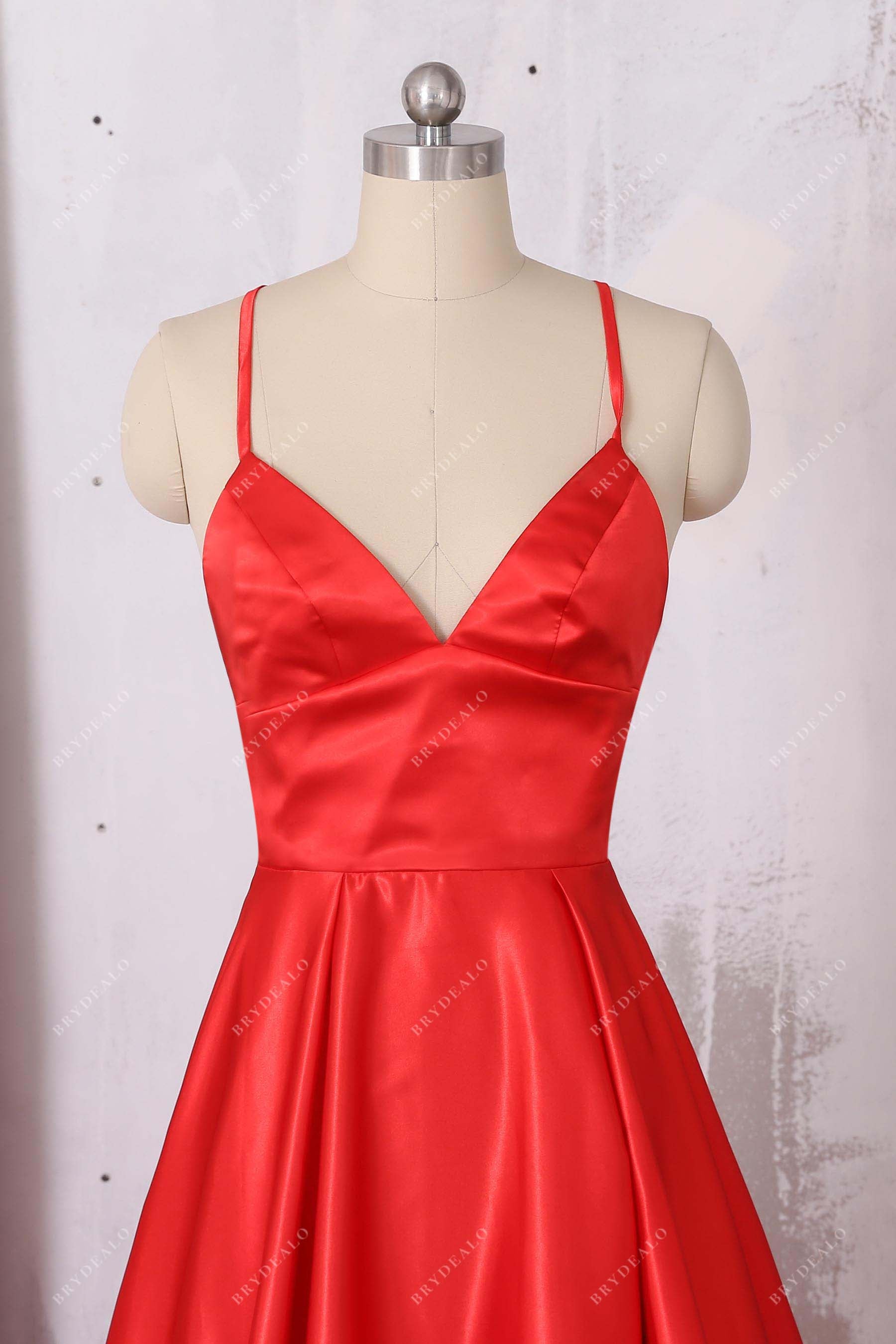 thin straps V-neck dress