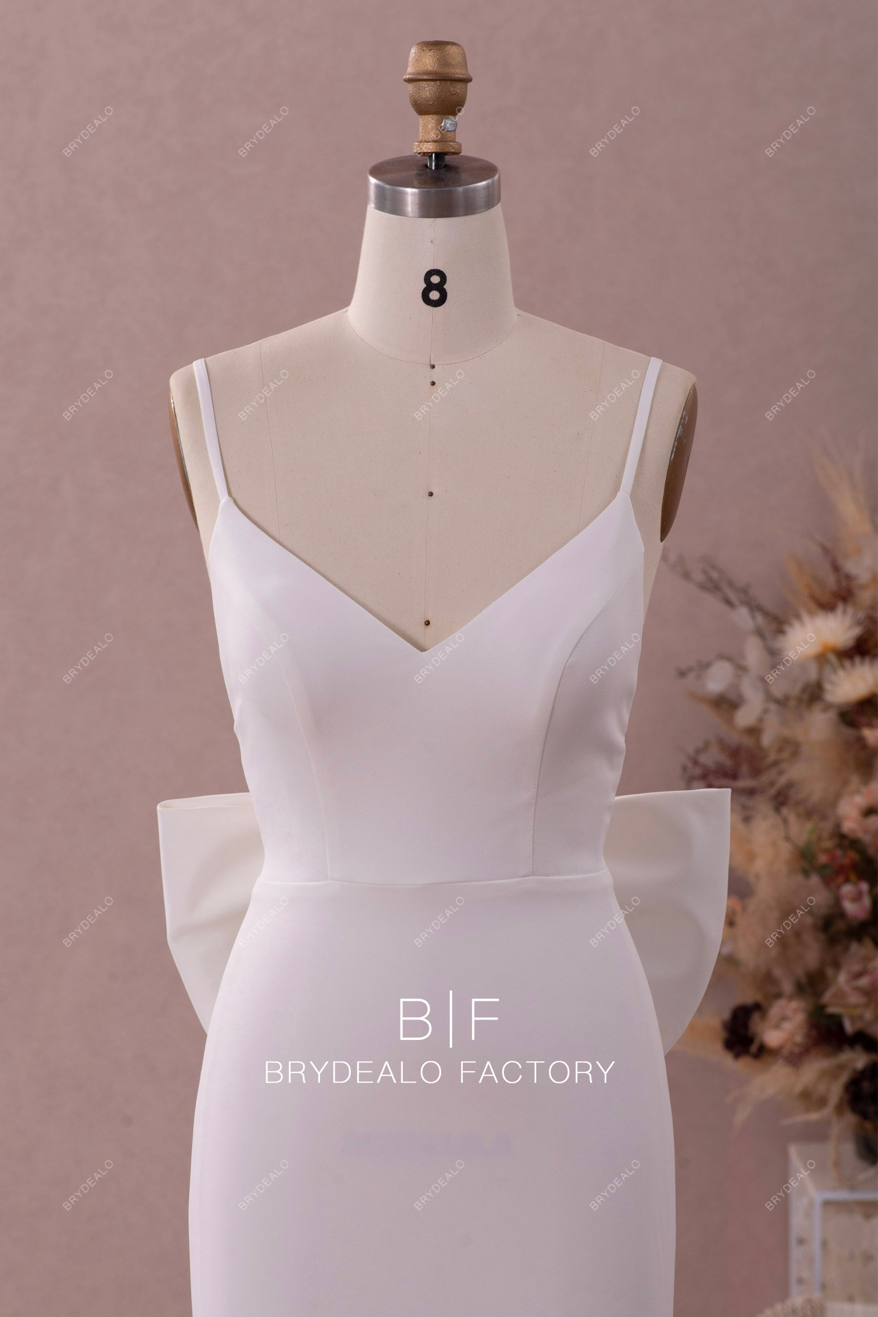 thin straps v-neck wedding dress