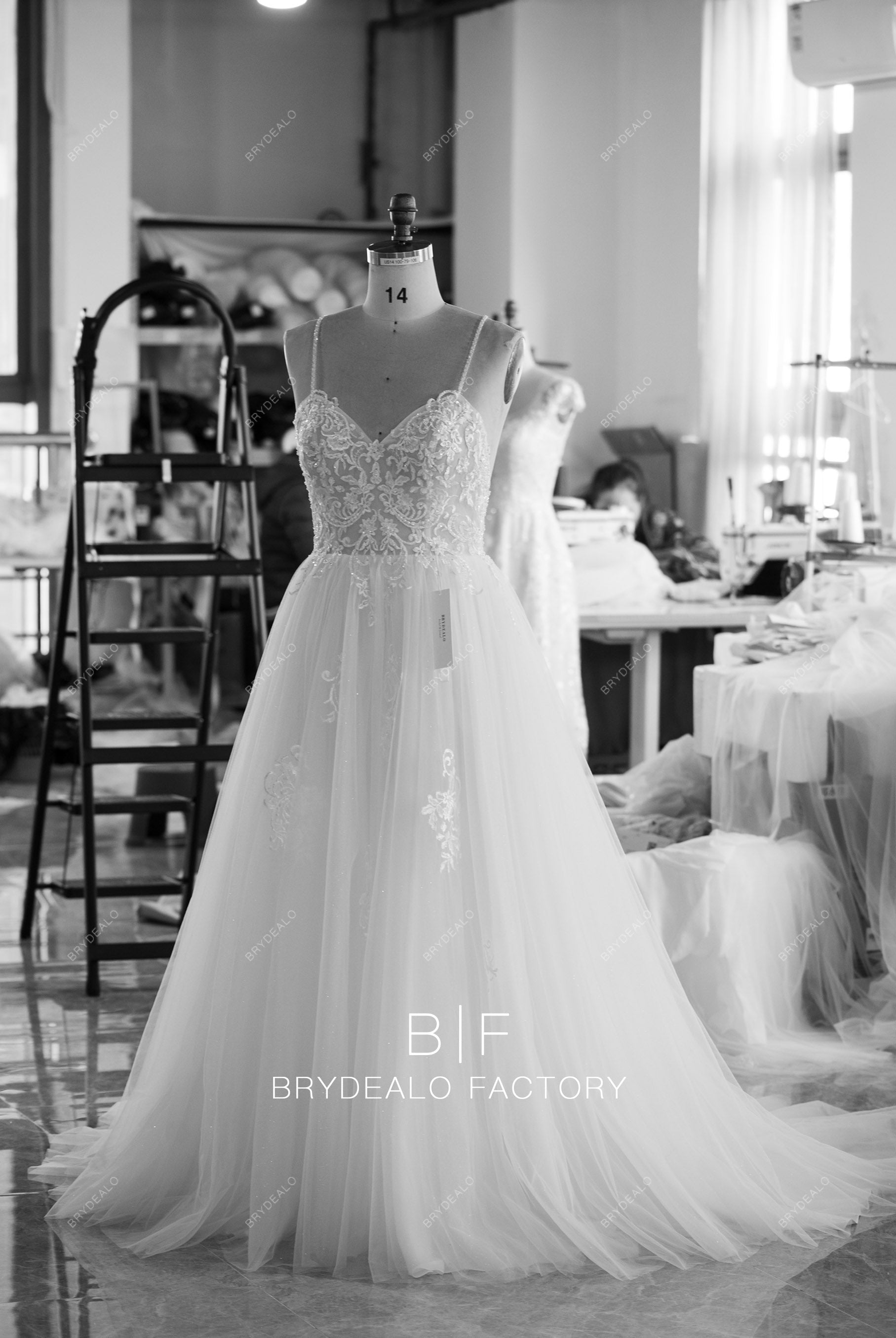 wholesale beaded straps lace tulle wedding dress
