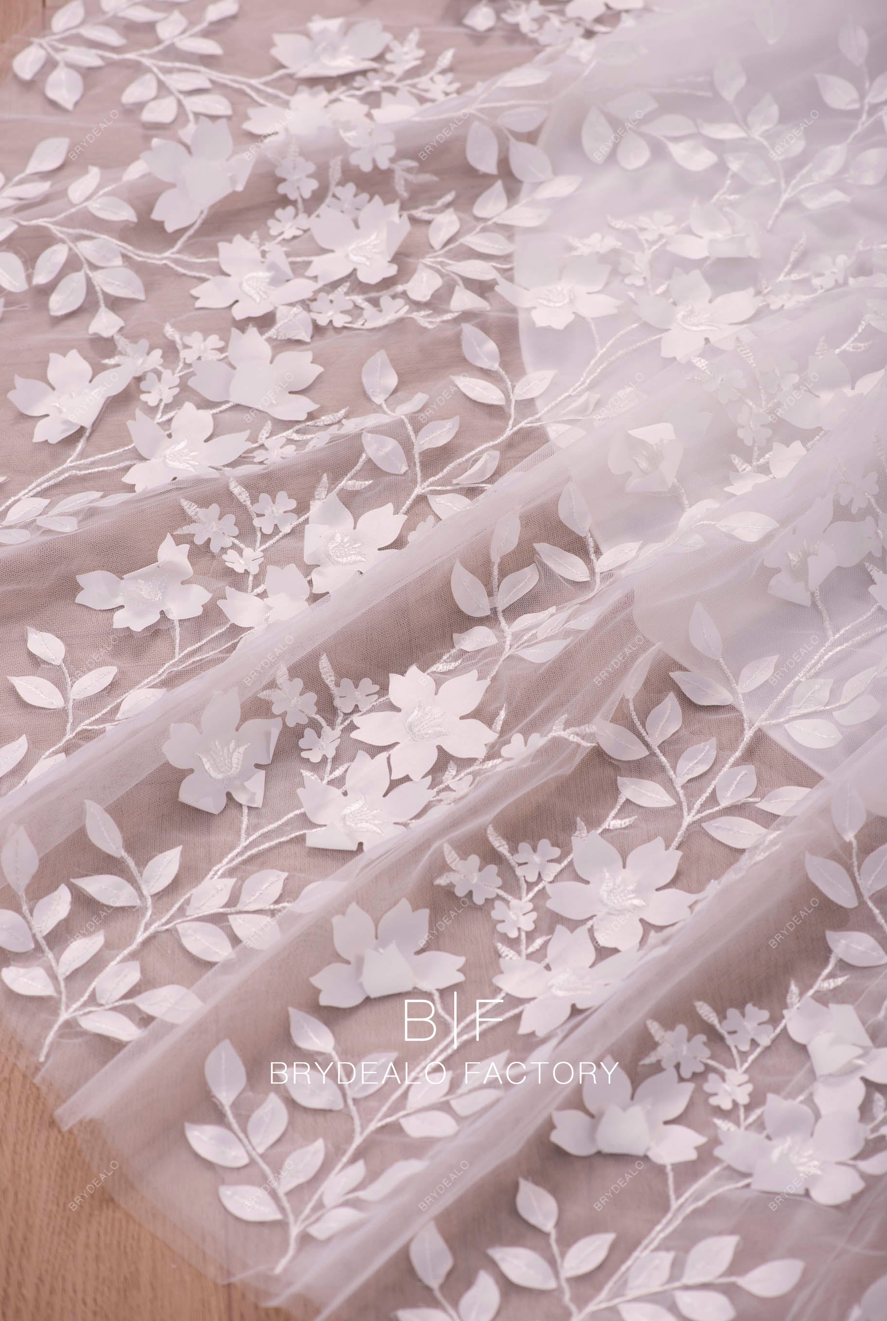 wholesale bridal leaf pattern lace fabric