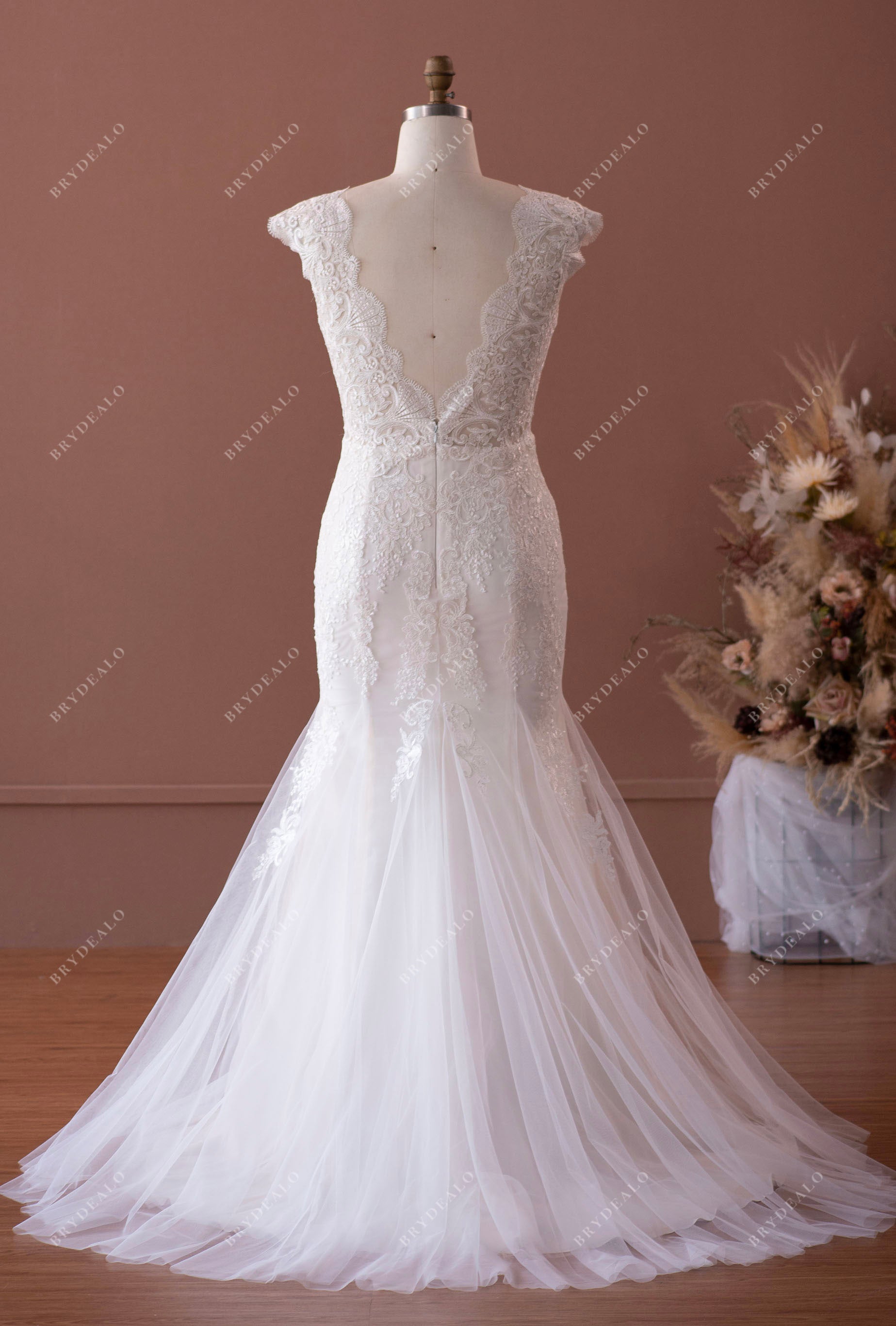 plus size wholesale cap sleeve v-back lace mermaid wedding dress