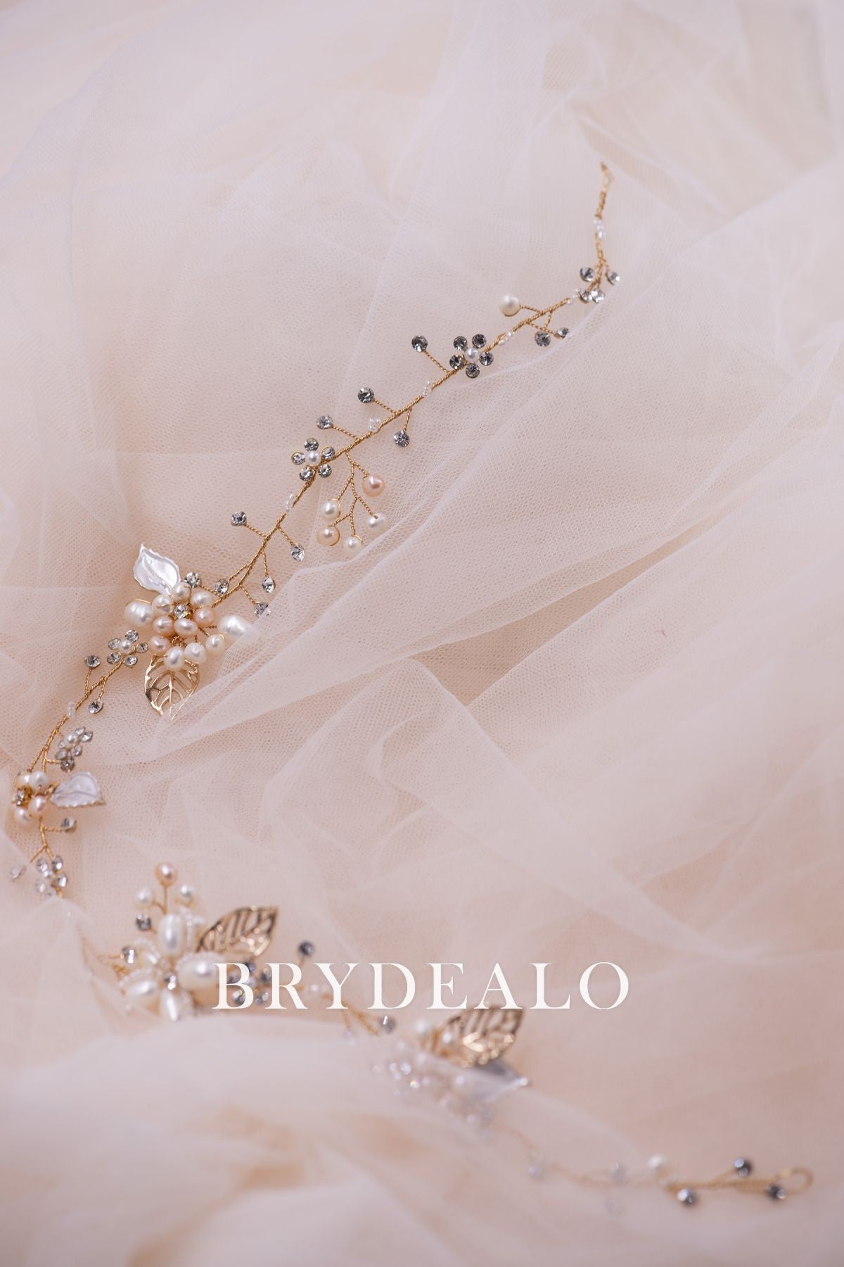 Delicate Gold Leaf Pearls Headband