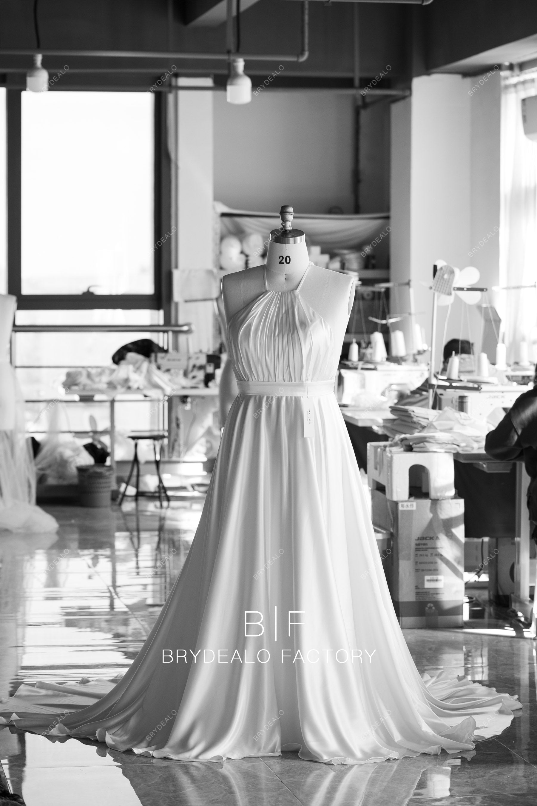 wholesale halter neck silky satin wedding dress