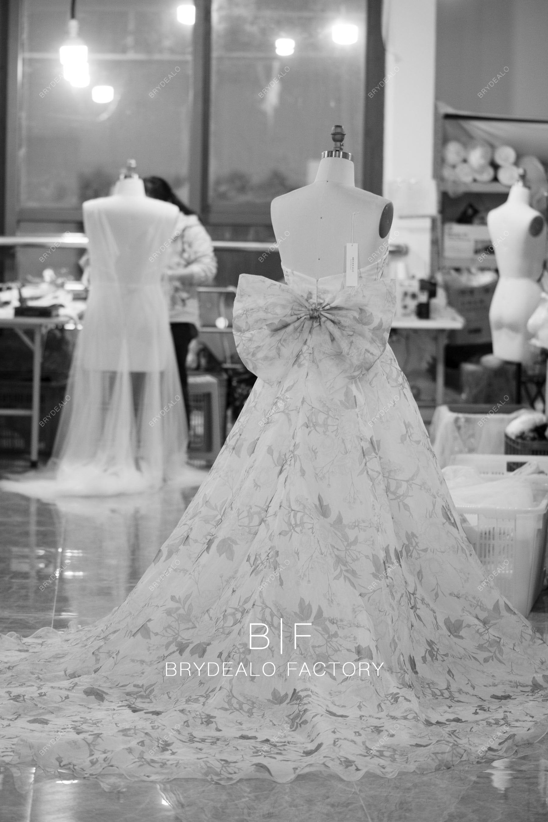 wholesale long floral organza wedding dress