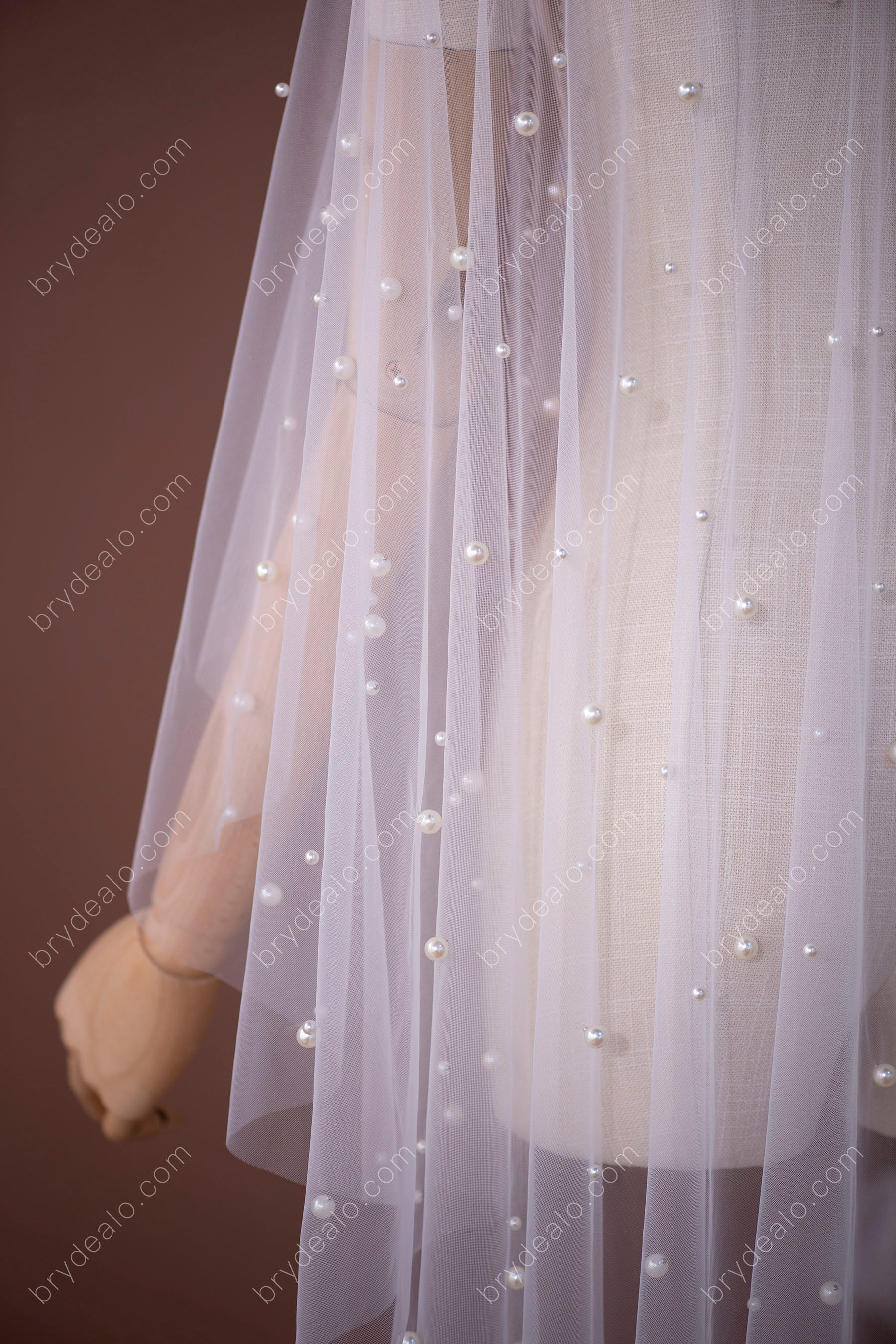 Best Designer Pearls Tulle High-low Bridal Cape