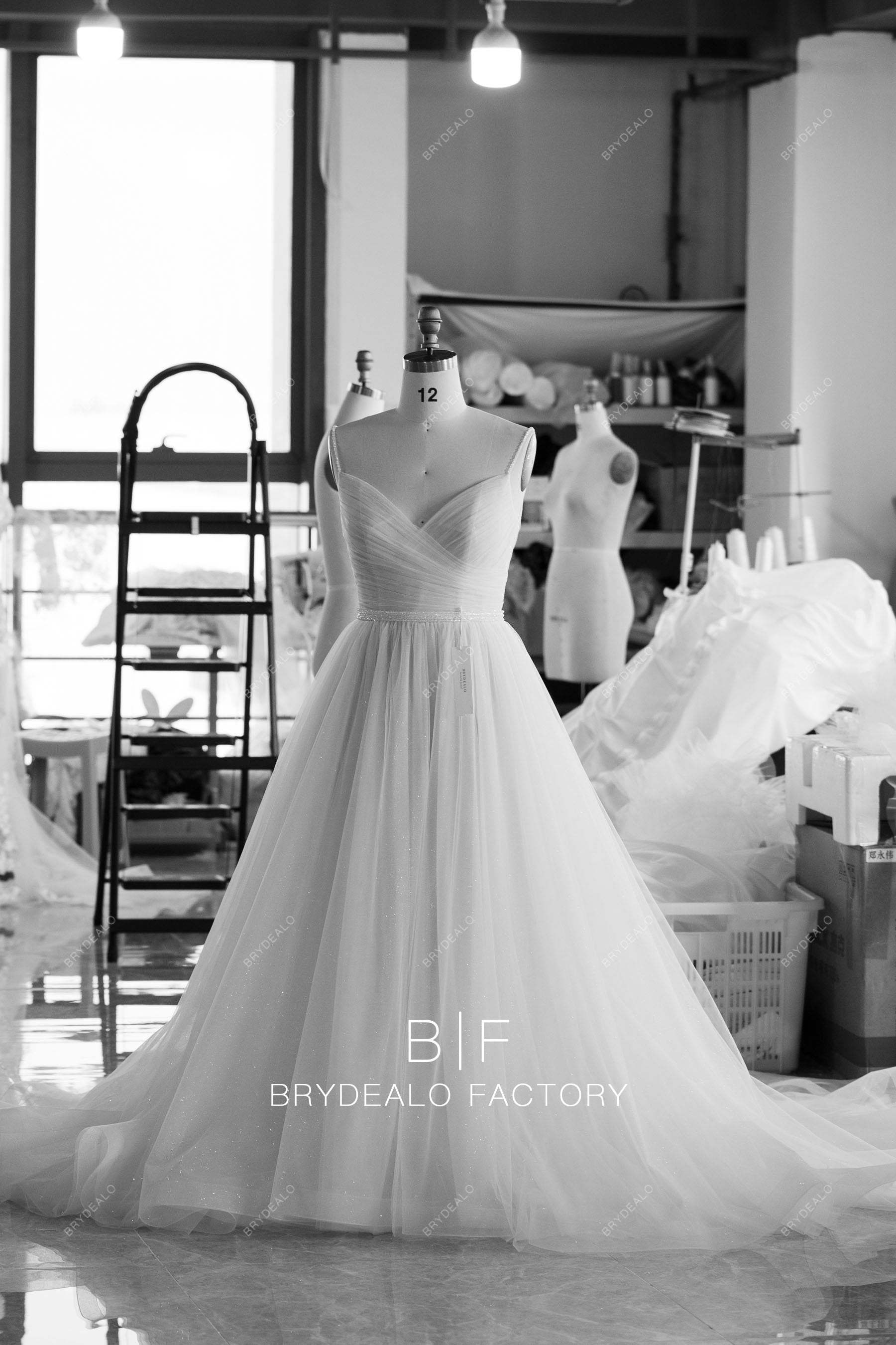 wholesale pleated long wedding gown