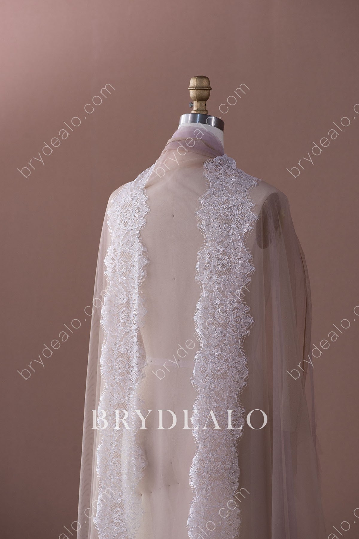 Soft Botanic Eyelash Lace Trim