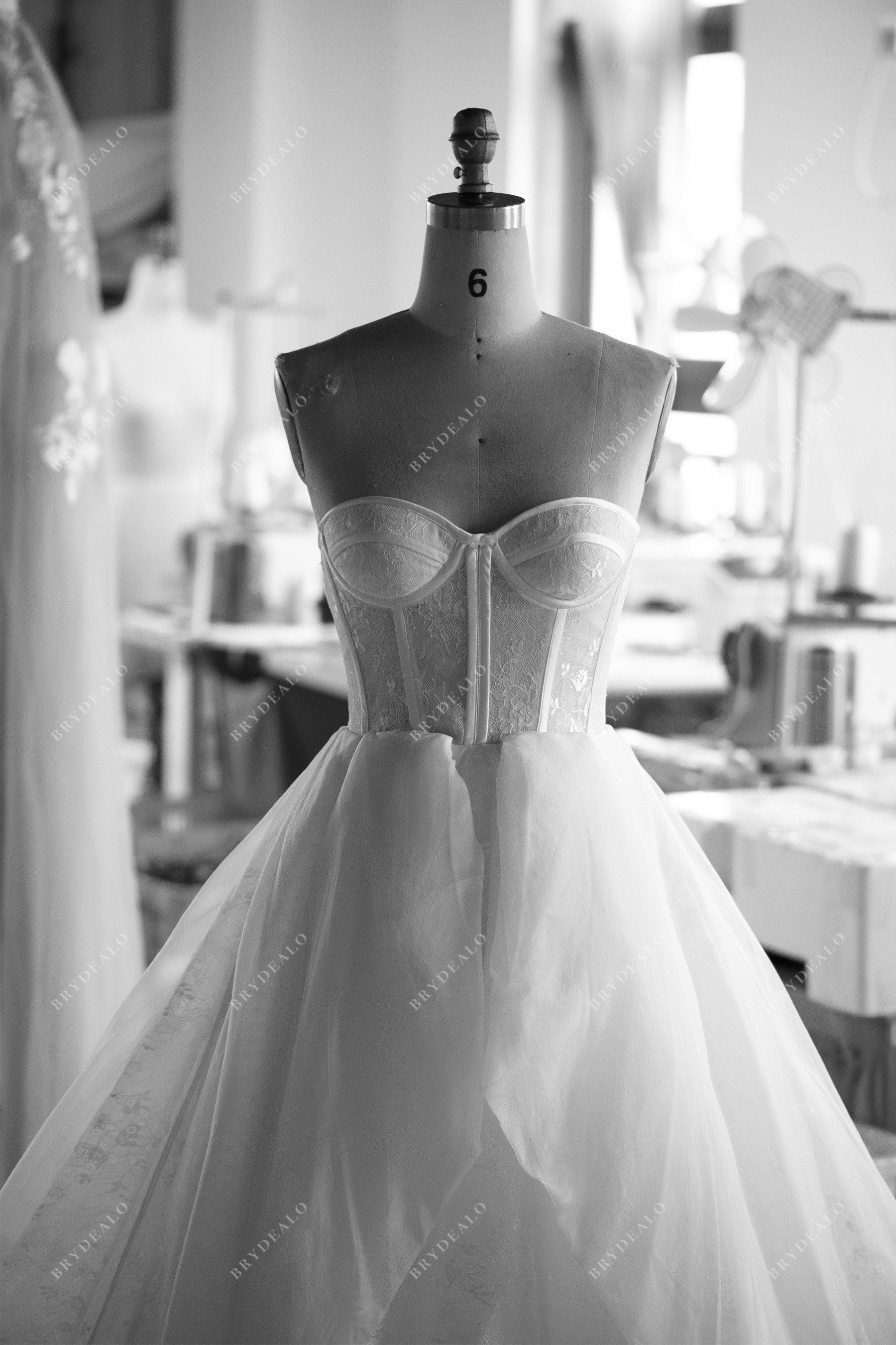 wholesale strapless sweetheart wedding gown