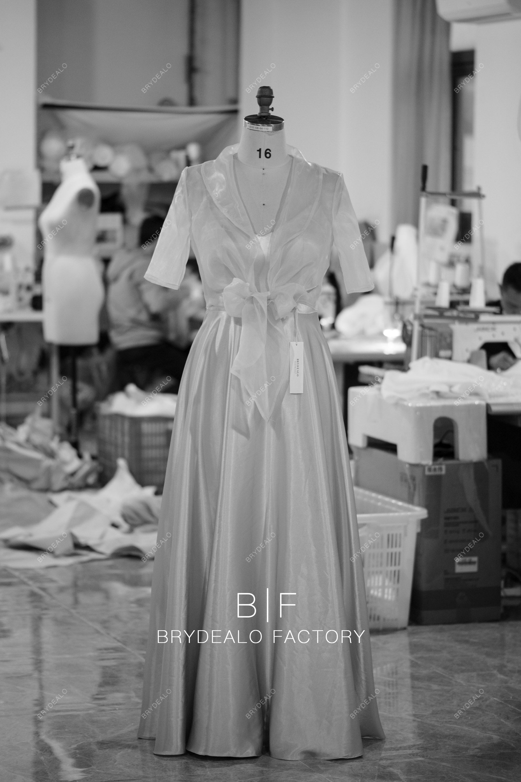 wholesale charmeuse mother of bride dress with organza shawl