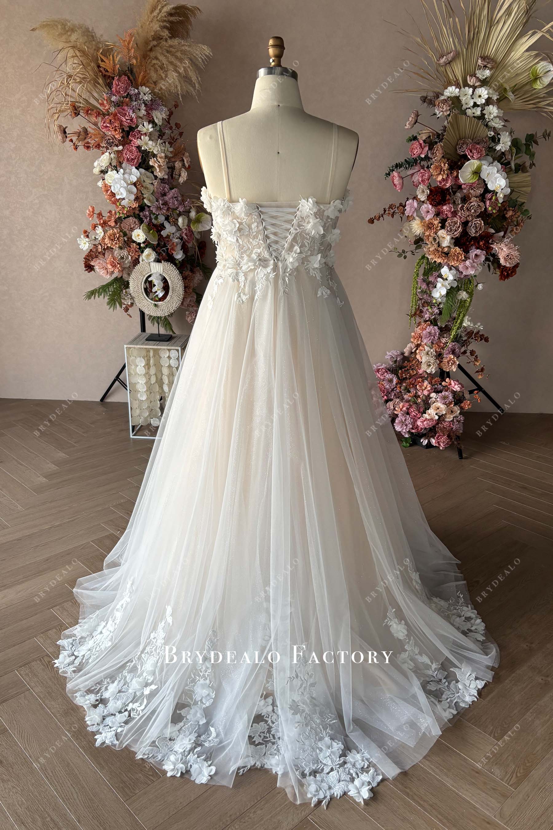 3D flowers plus size A-line sleeveless wedding dress