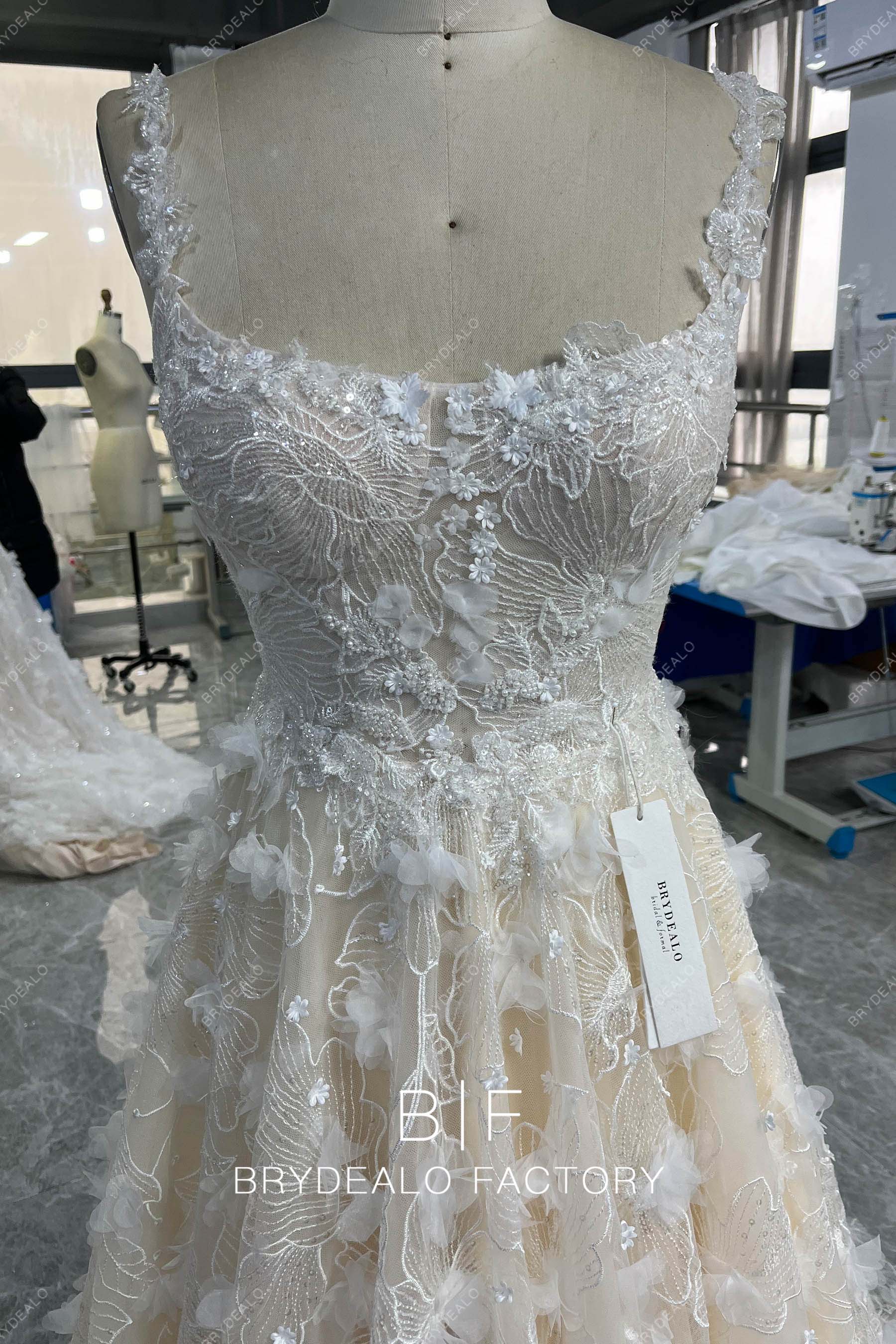 3D flowers sleeveless custom wedding dress