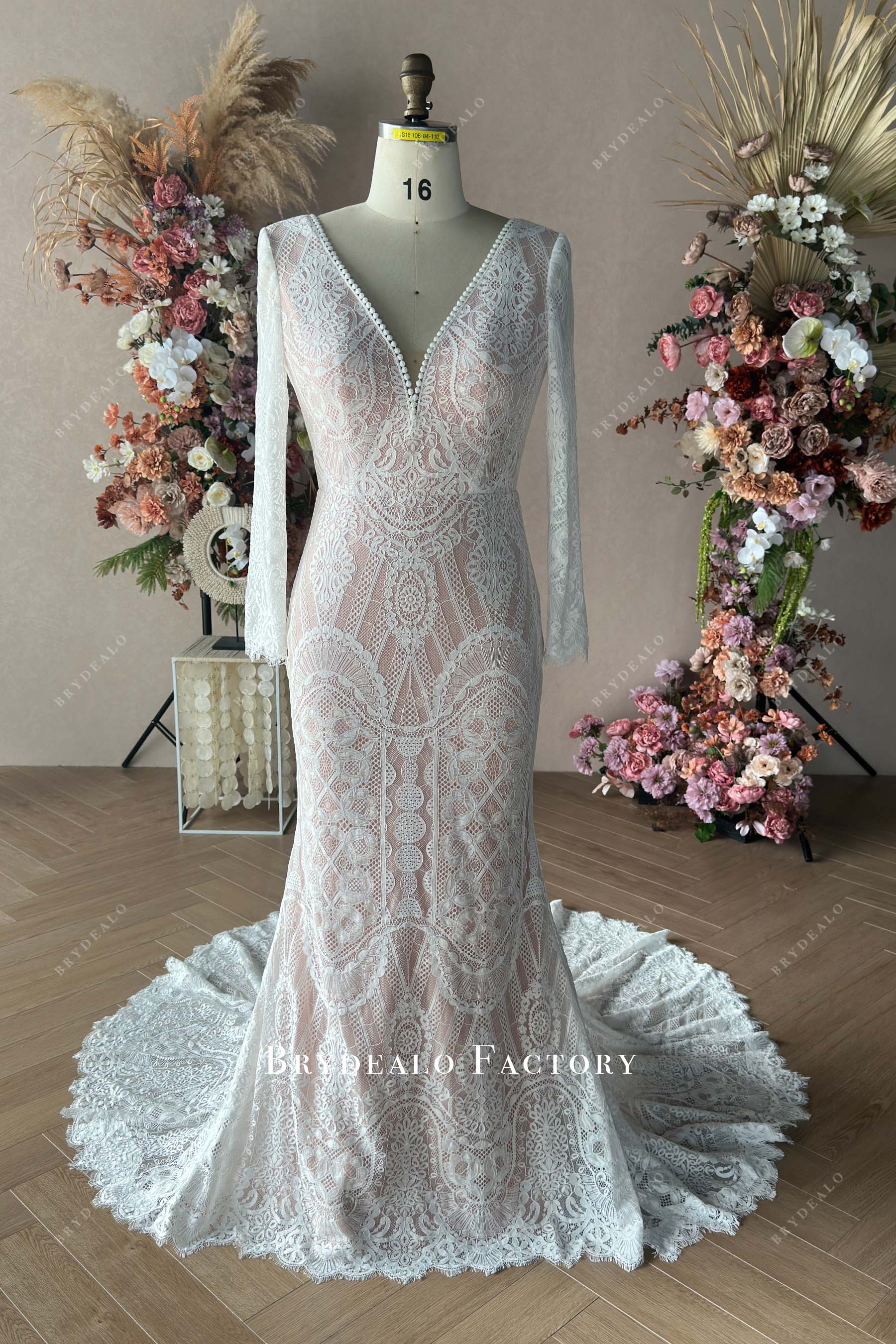 V-neck lace wedding dress