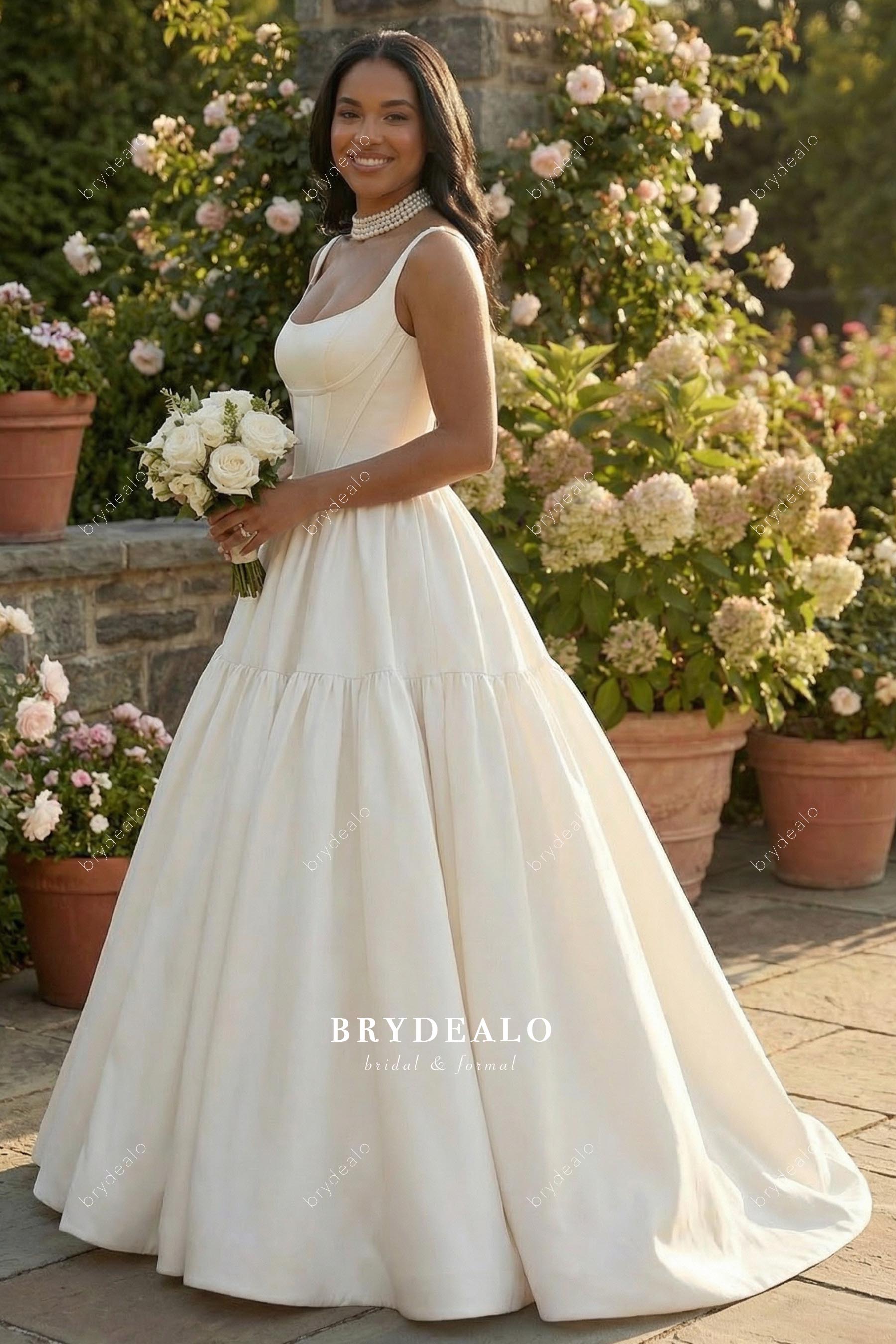 Minimalist Vintage Scoop Neck Corset Wedding Ball Gown Light Ivory Minimalist Vintage Scoop Neck Corset Wedding Ball Gown Light Ivory