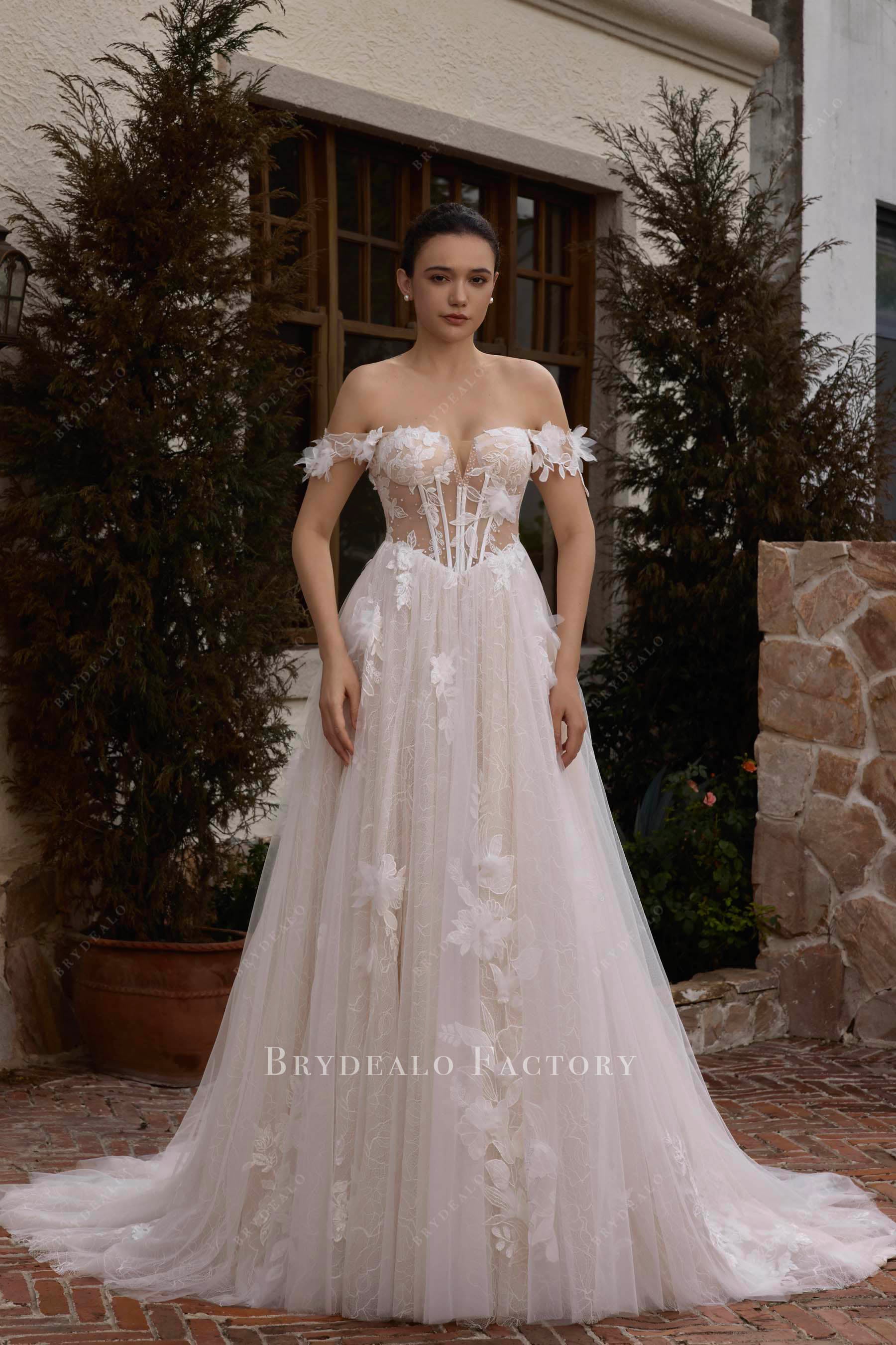 basque waist A-line lace wedding dress