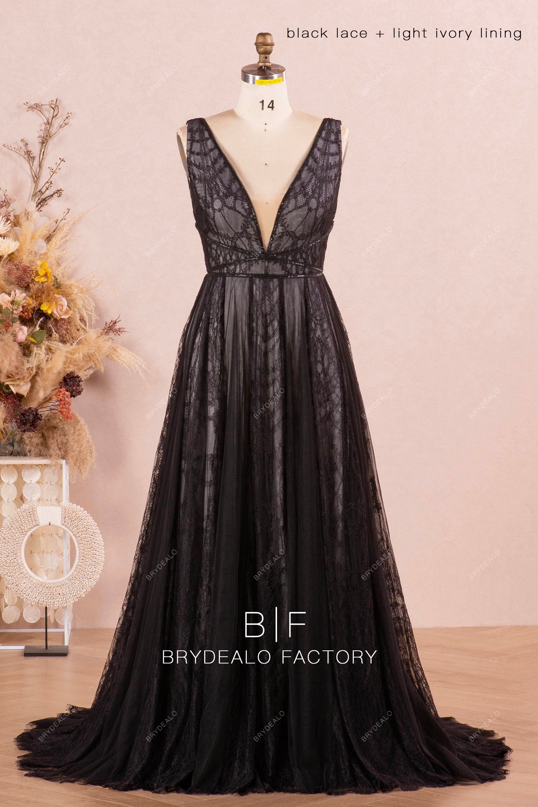 Black Boho Plunging Lace Tulle Wedding Dress