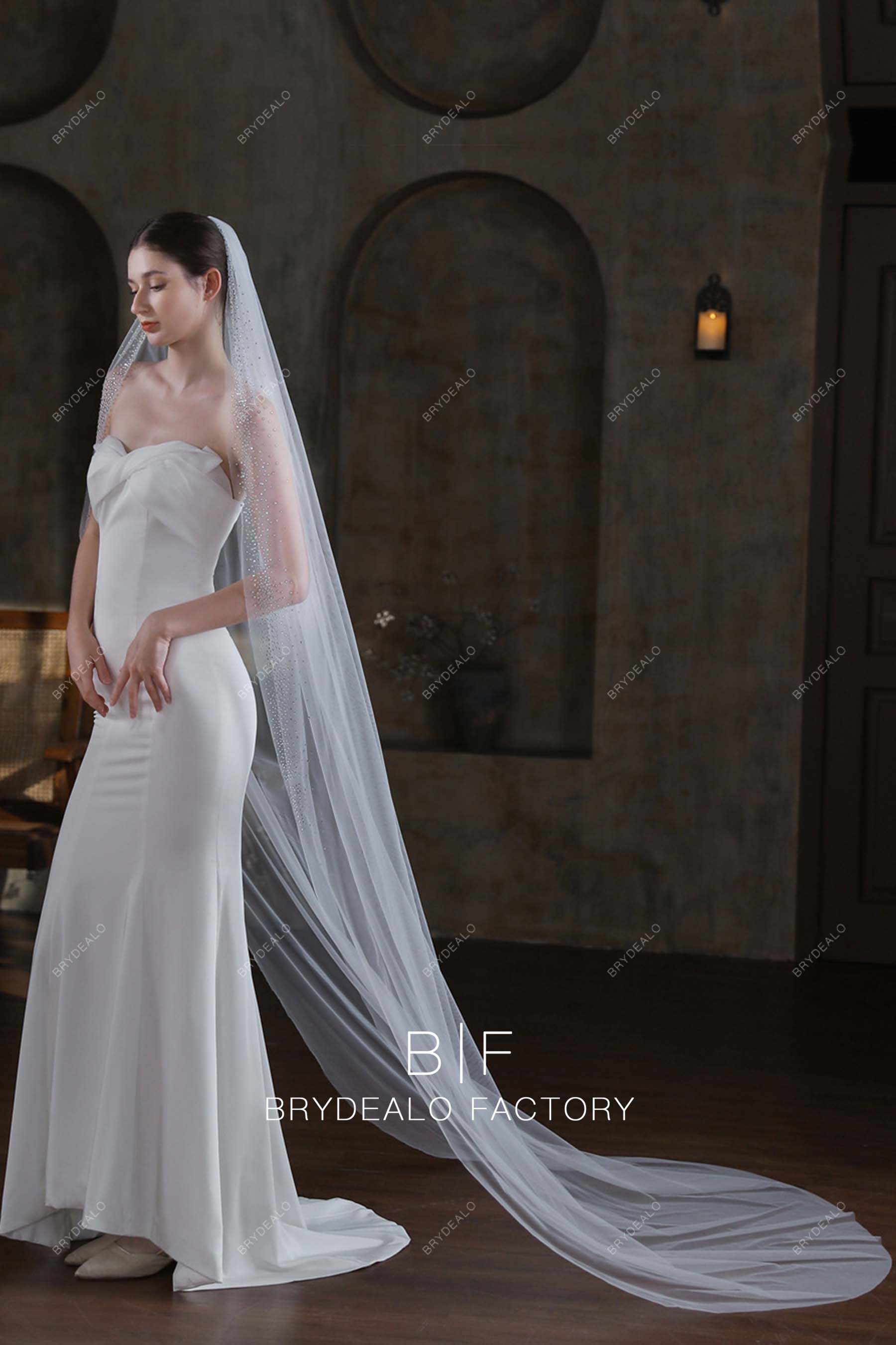 Single-tier Sparkly Long Wholesale Bridal Veil