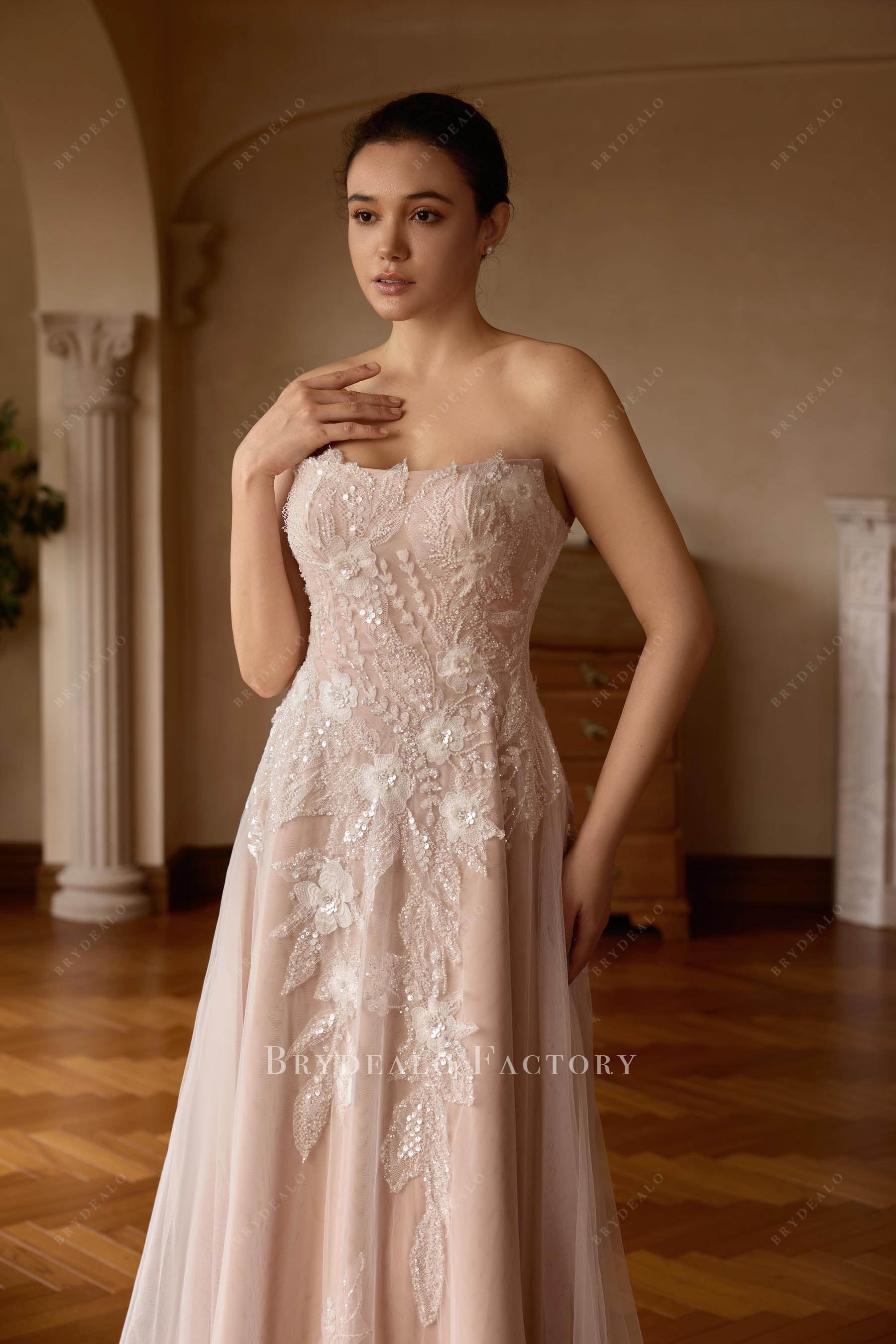 curve neckline wedding dress