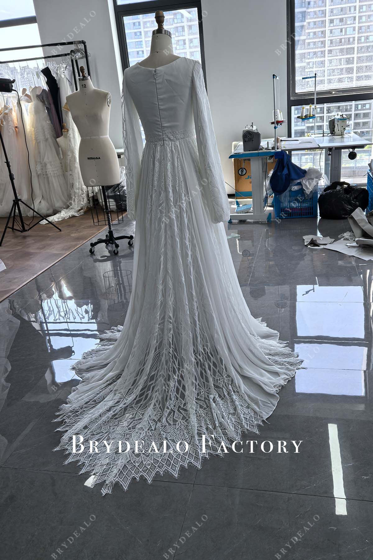 custom long sleeves lace chiffon wedding dress