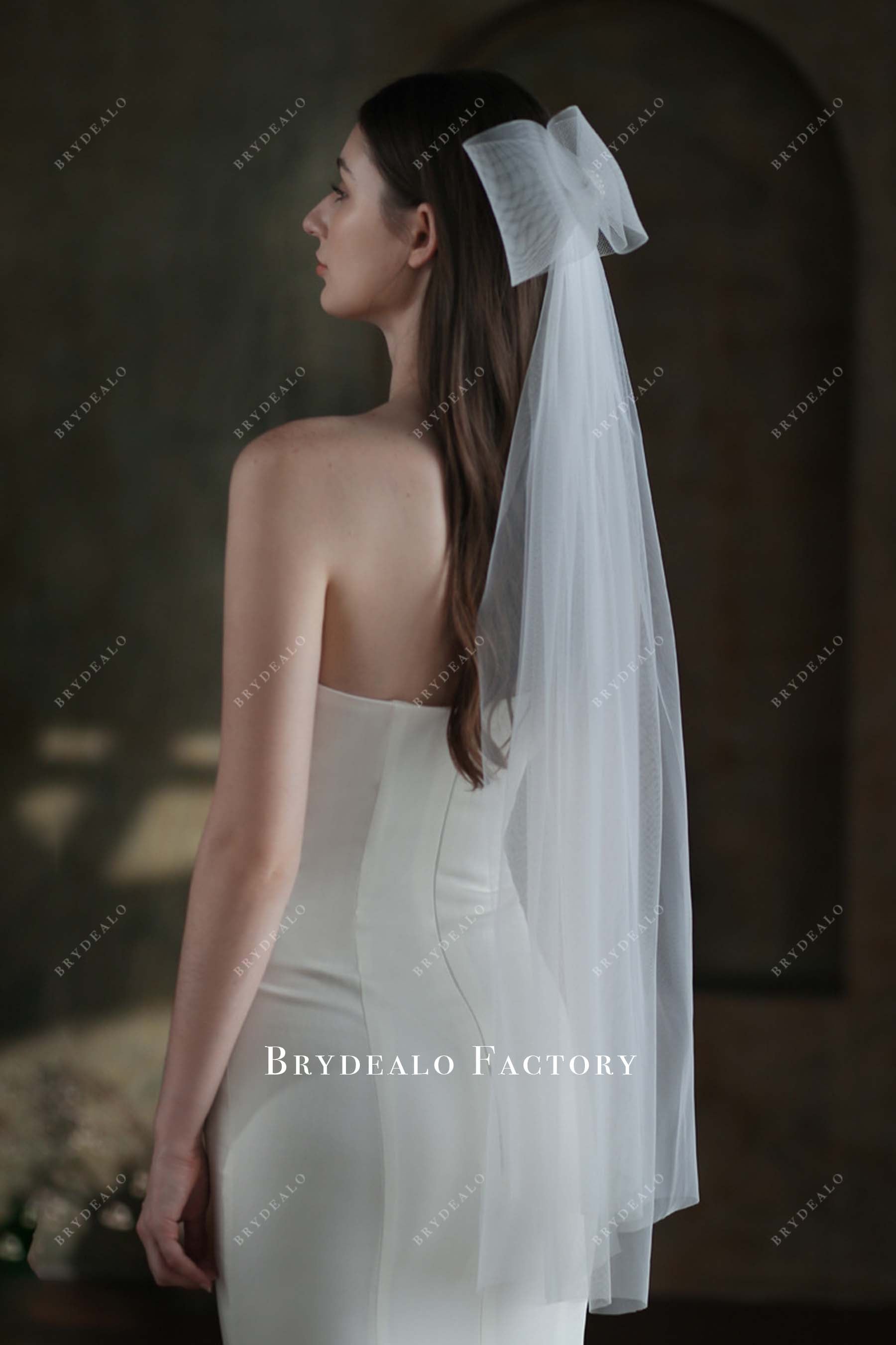 fingertip length bridal veil