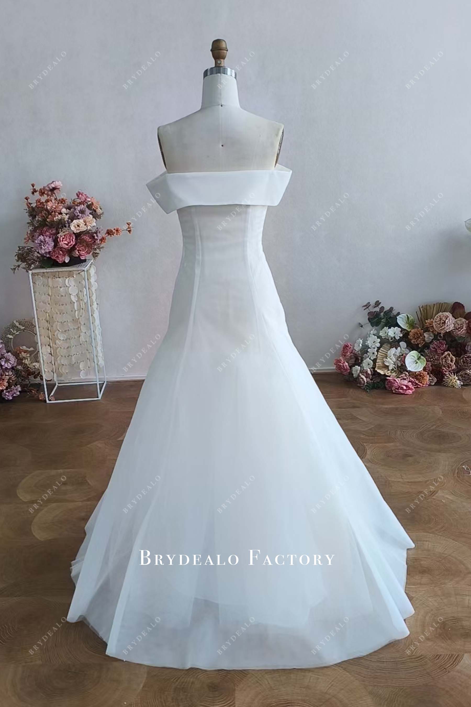 Custom Off Shoulder A-line Tulle Silk Lining Wedding Dress