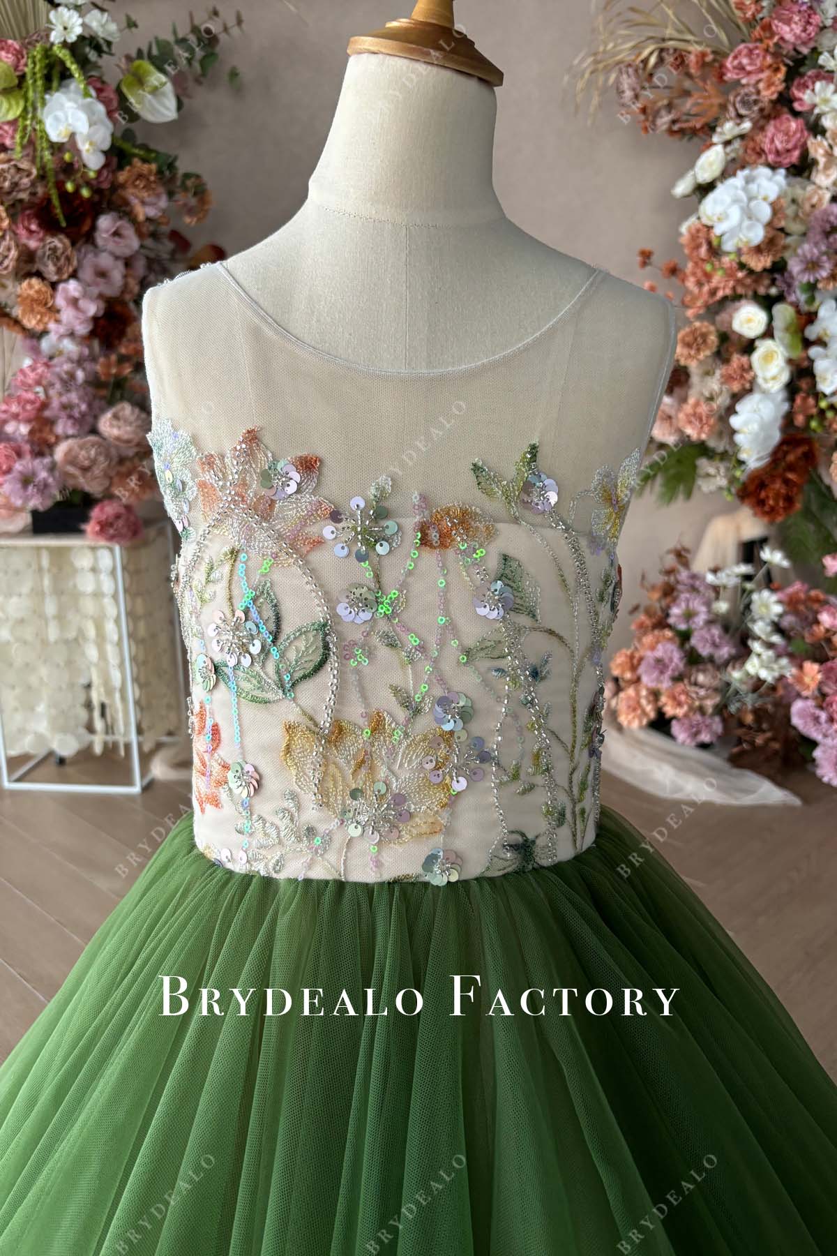 Private Label Custom Embroidery Sparkly Flower Girl Dress