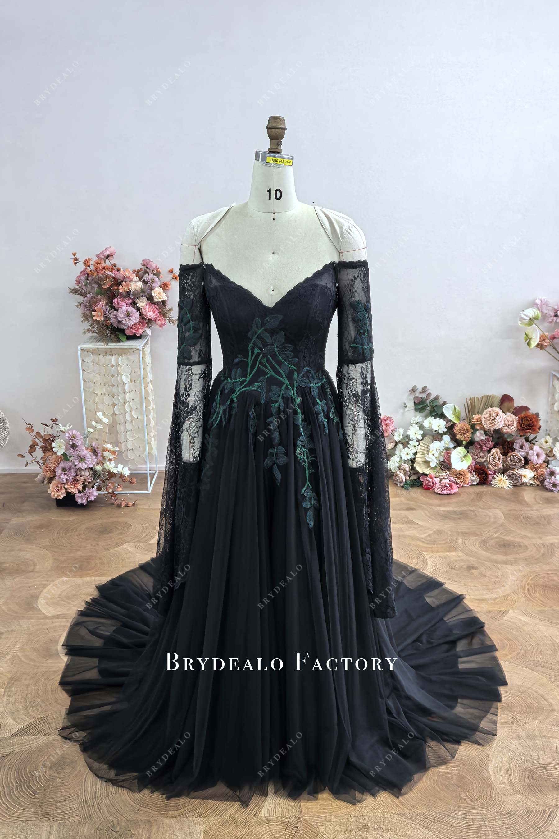 green leaf black lace wedding dress