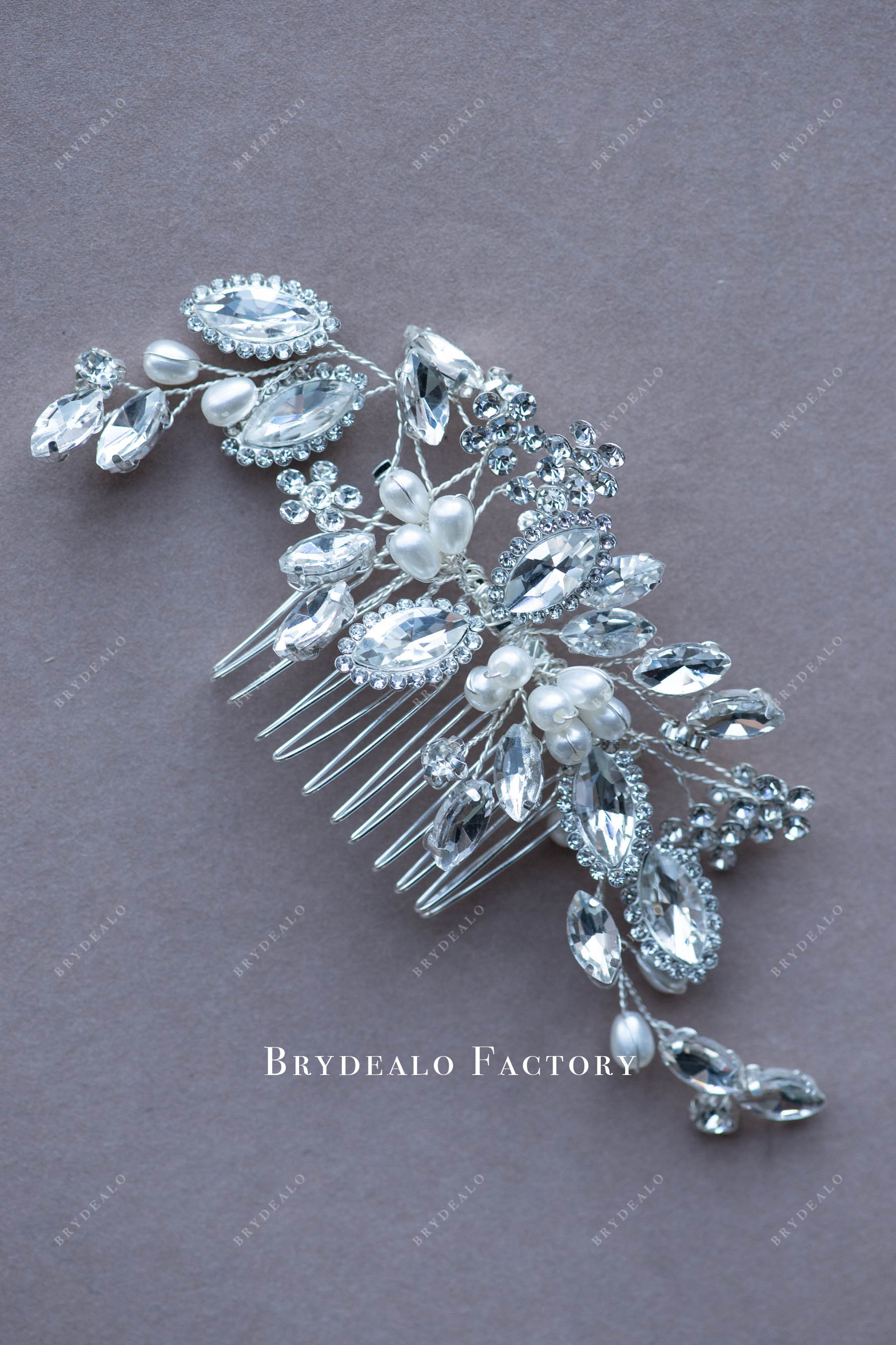 hand craft rhinestone bridal comb