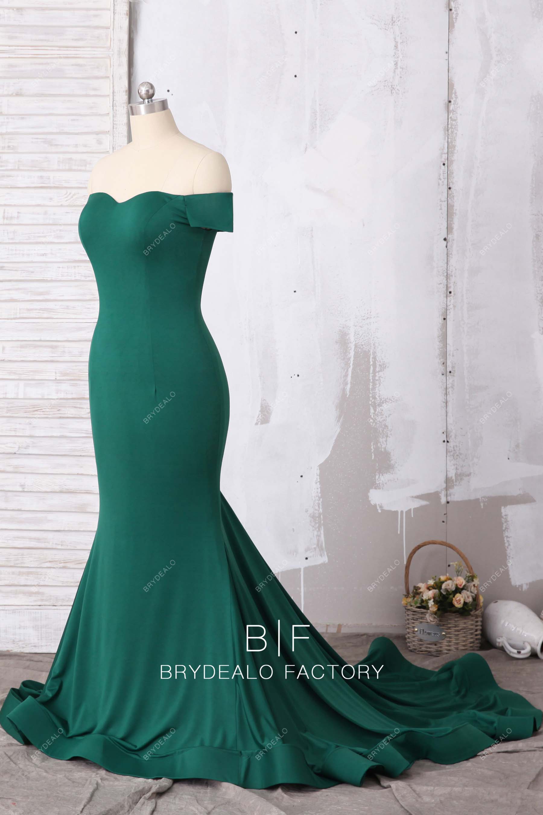 horsehair long train mermaid bridesmaid dress