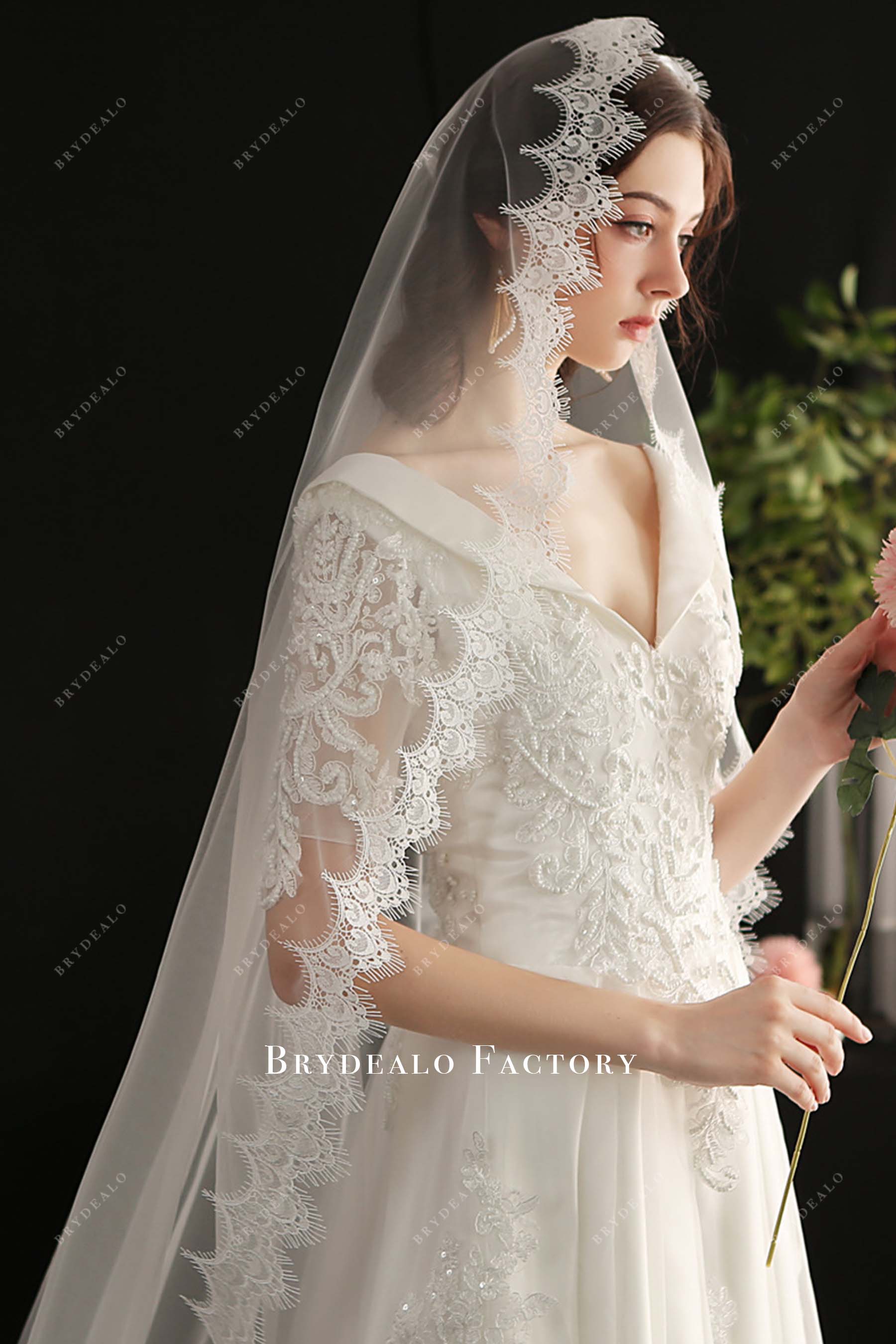 lace edge wedding veil