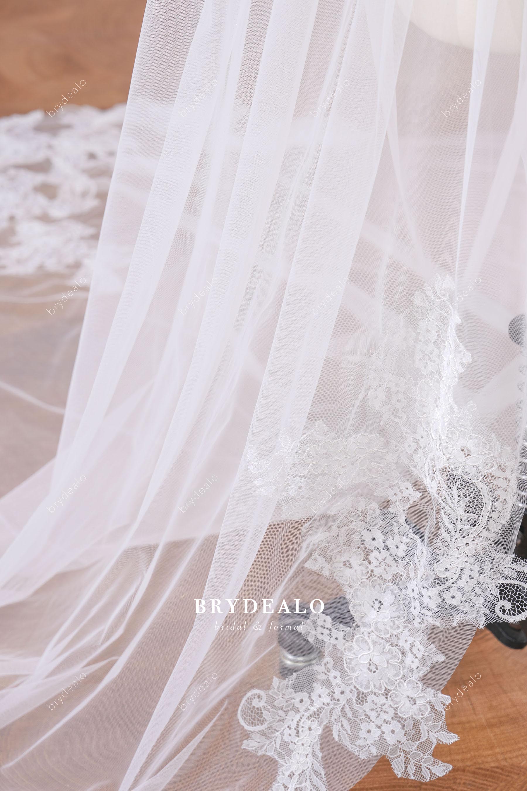 lace edge wedding dress