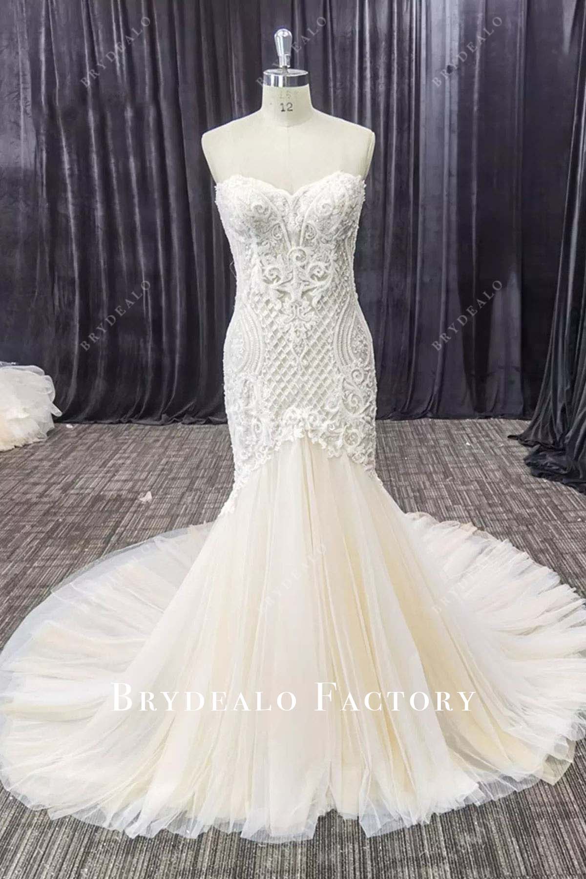 lace strapless trumpet wedding dress