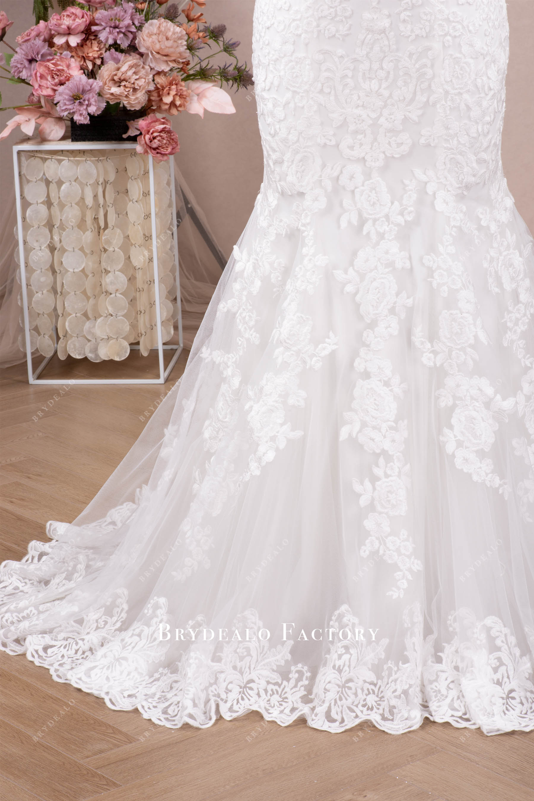 lace trim skirt wedding dress