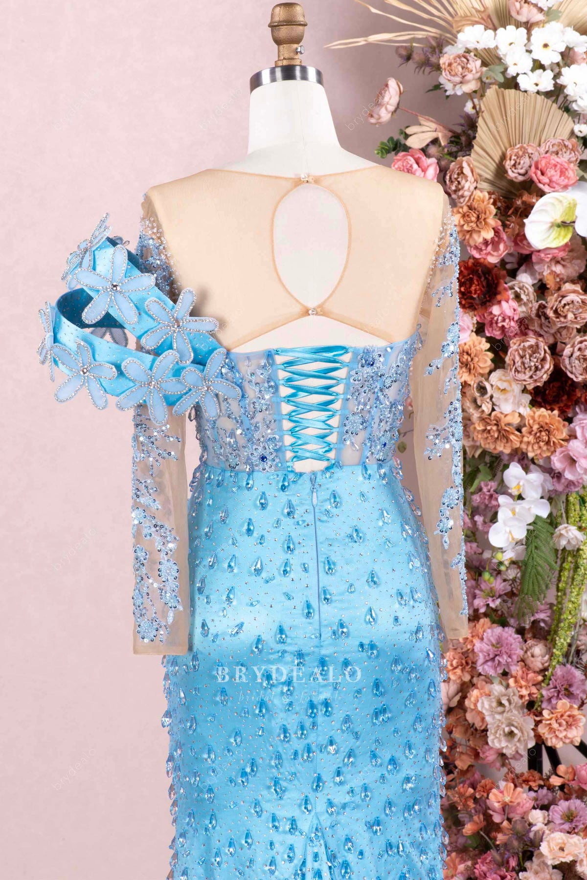 lace-up back keyhole prom dress
